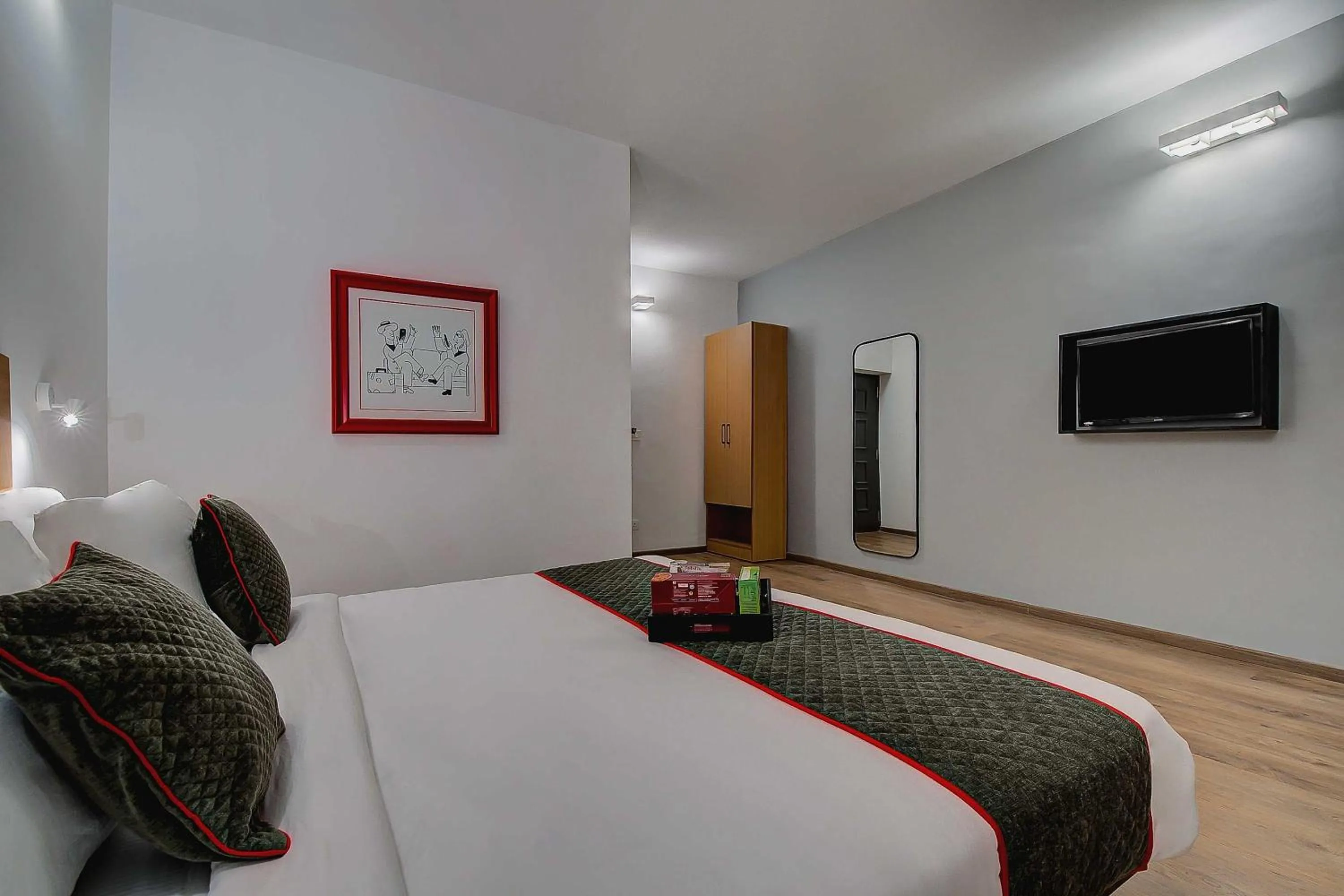 Bedroom in Collection O Tynampet Metro Station