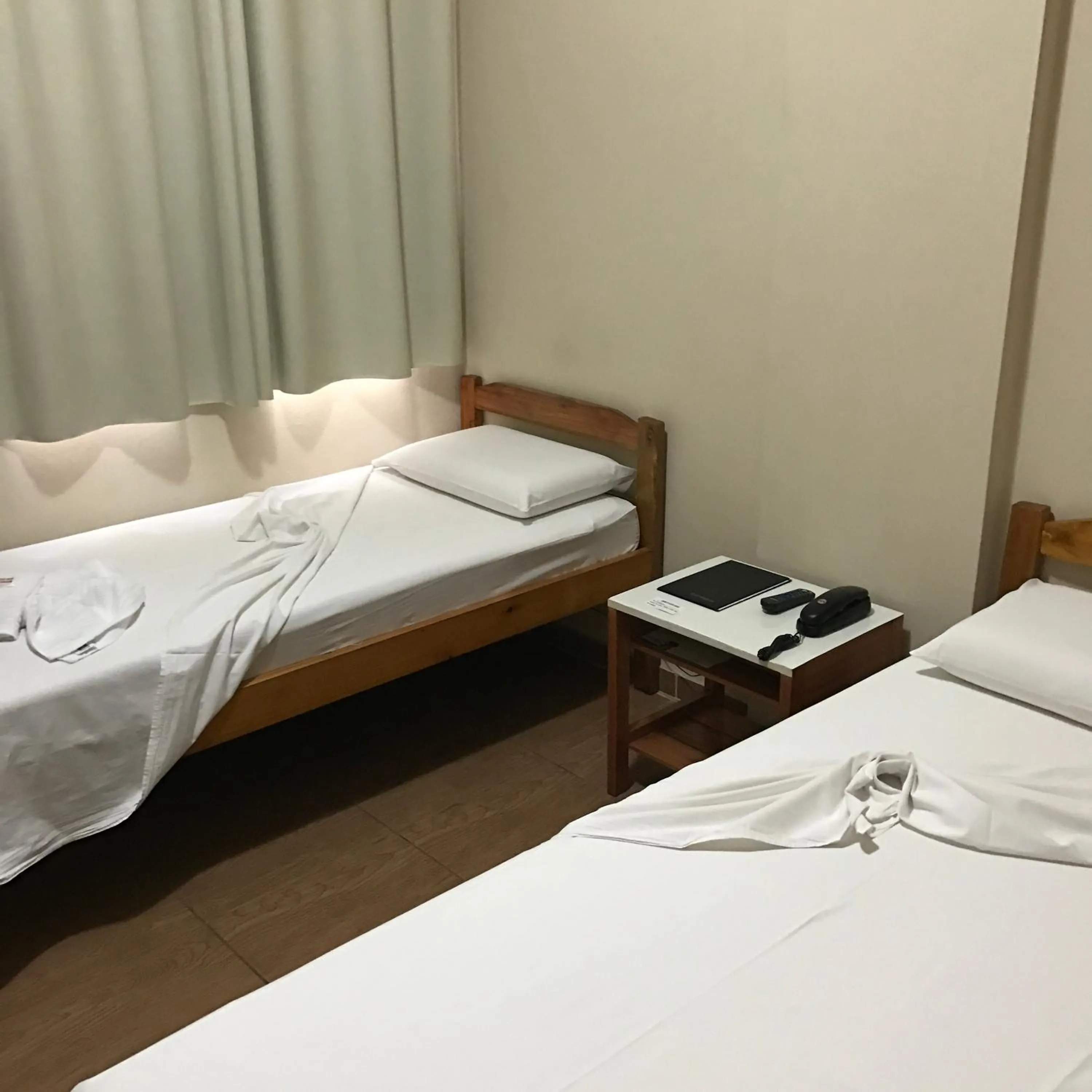 Bedroom, Bed in QualyLeste Hotel