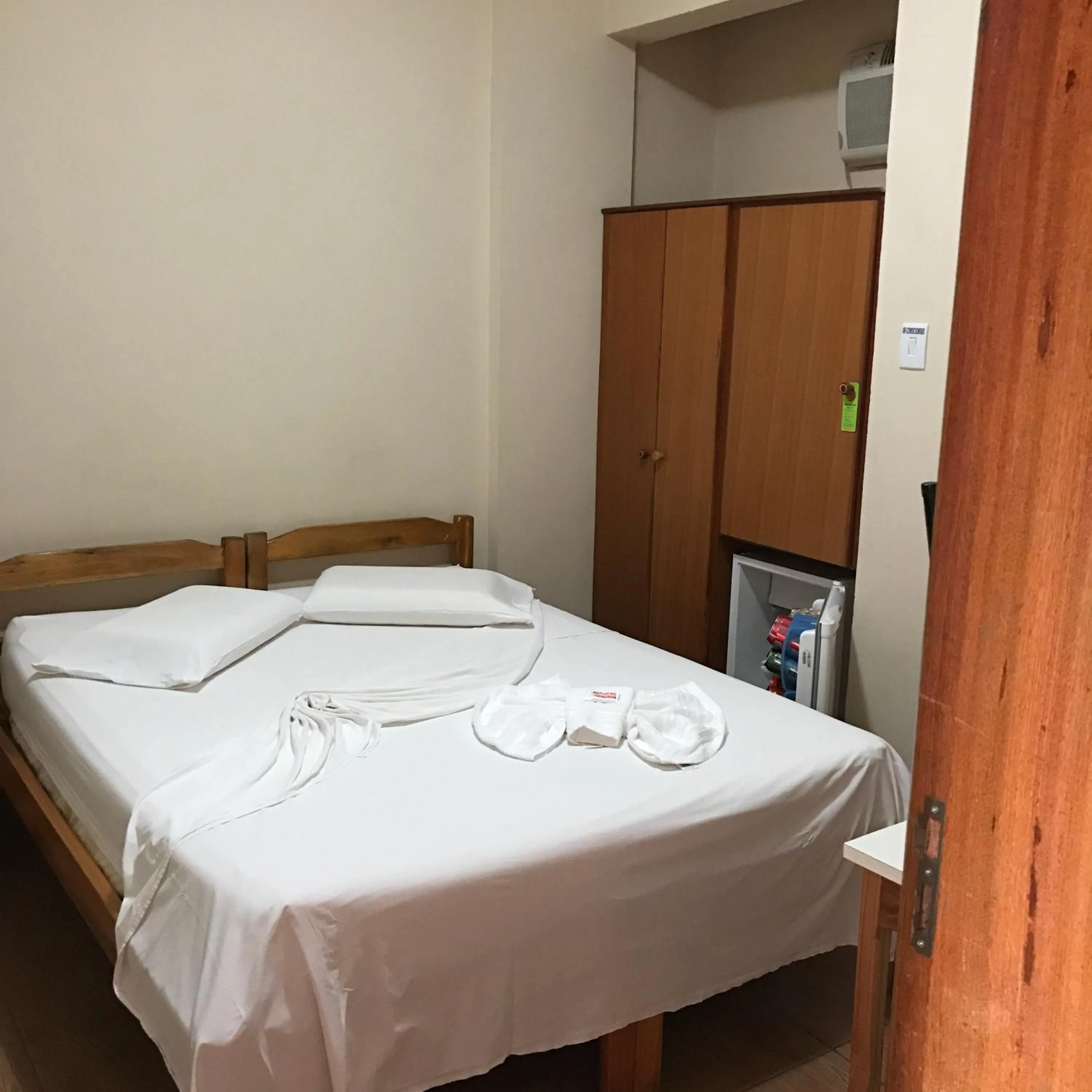 Bedroom, Bed in QualyLeste Hotel