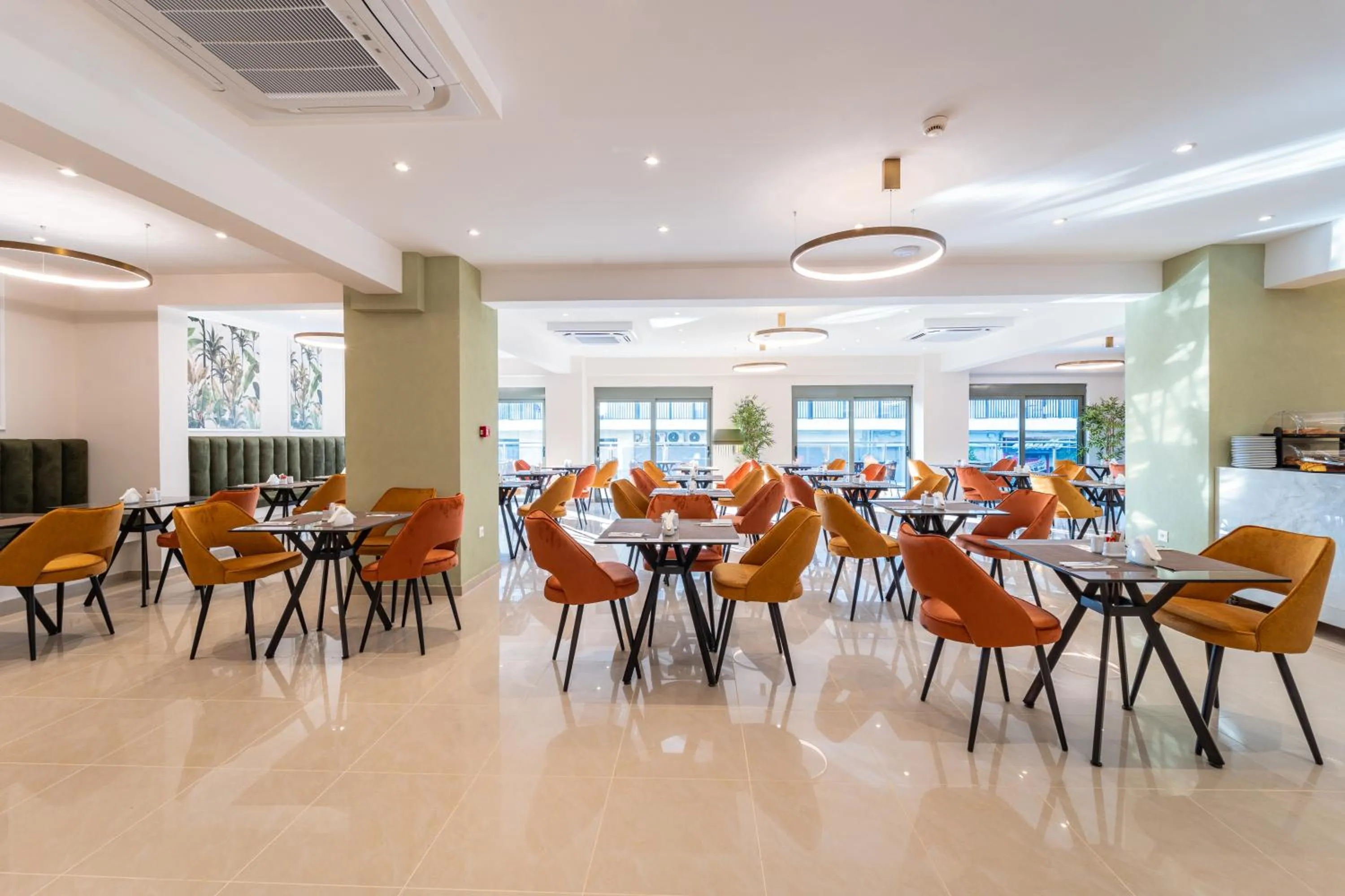 Breakfast in Philia Center Suites