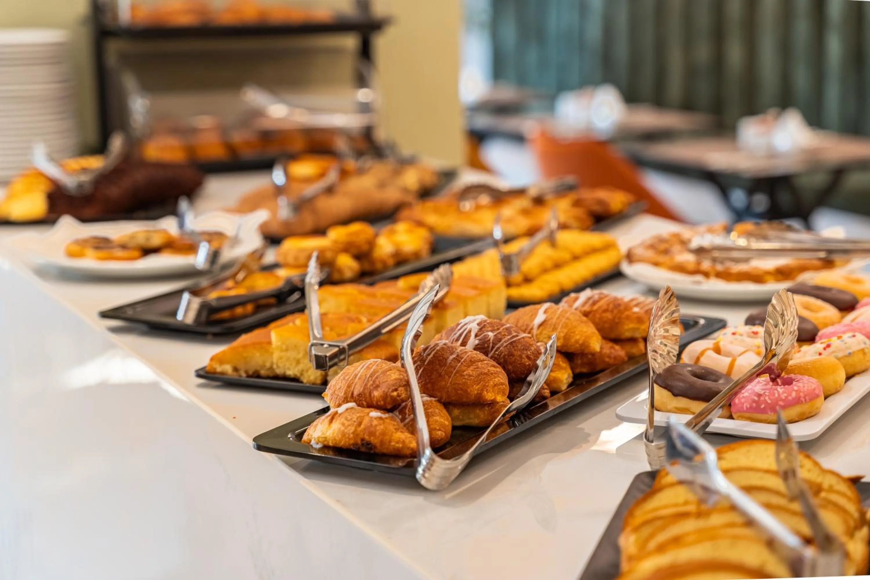 Breakfast in Philia Center Suites