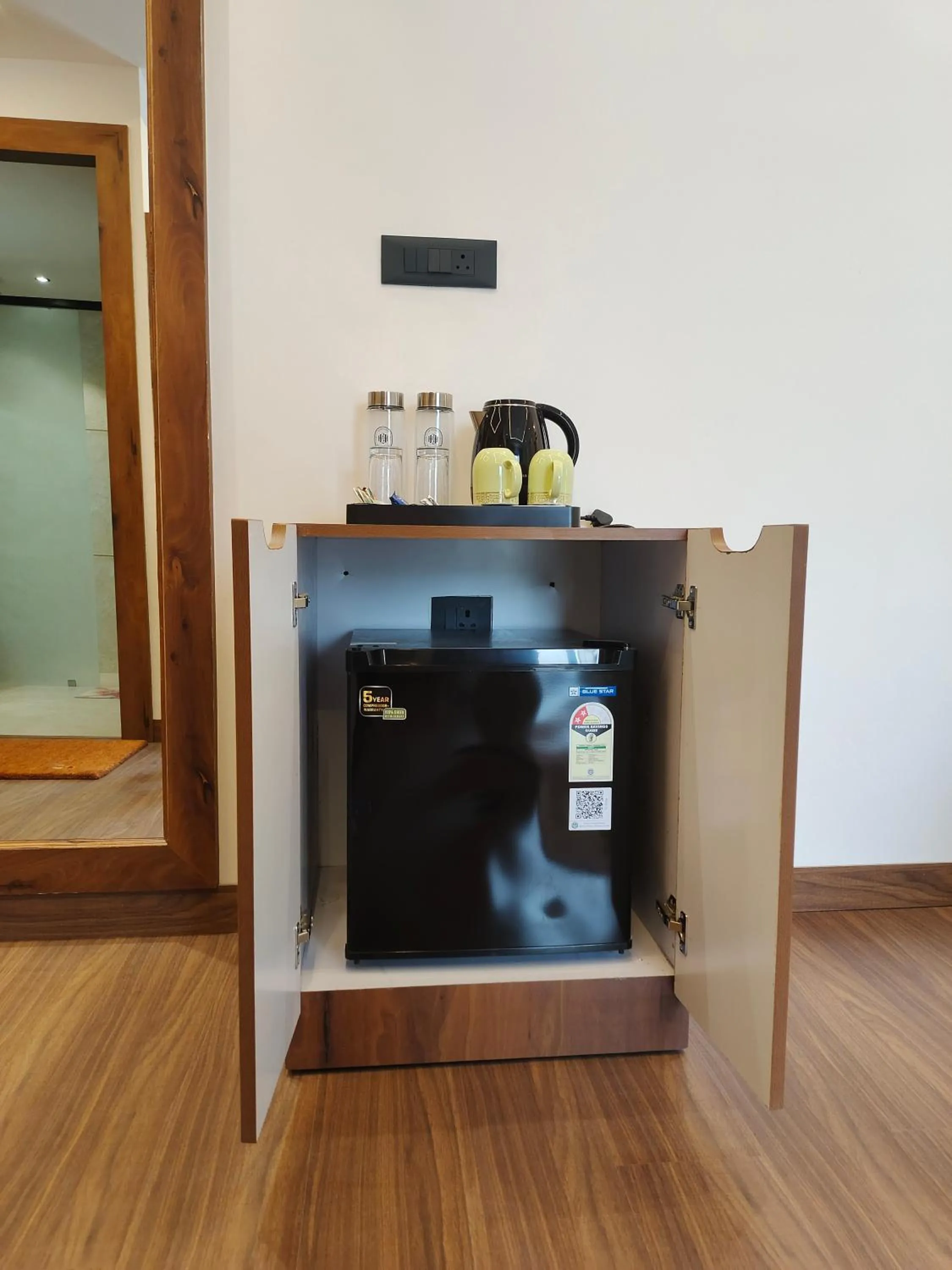 minibar in 22 Heights