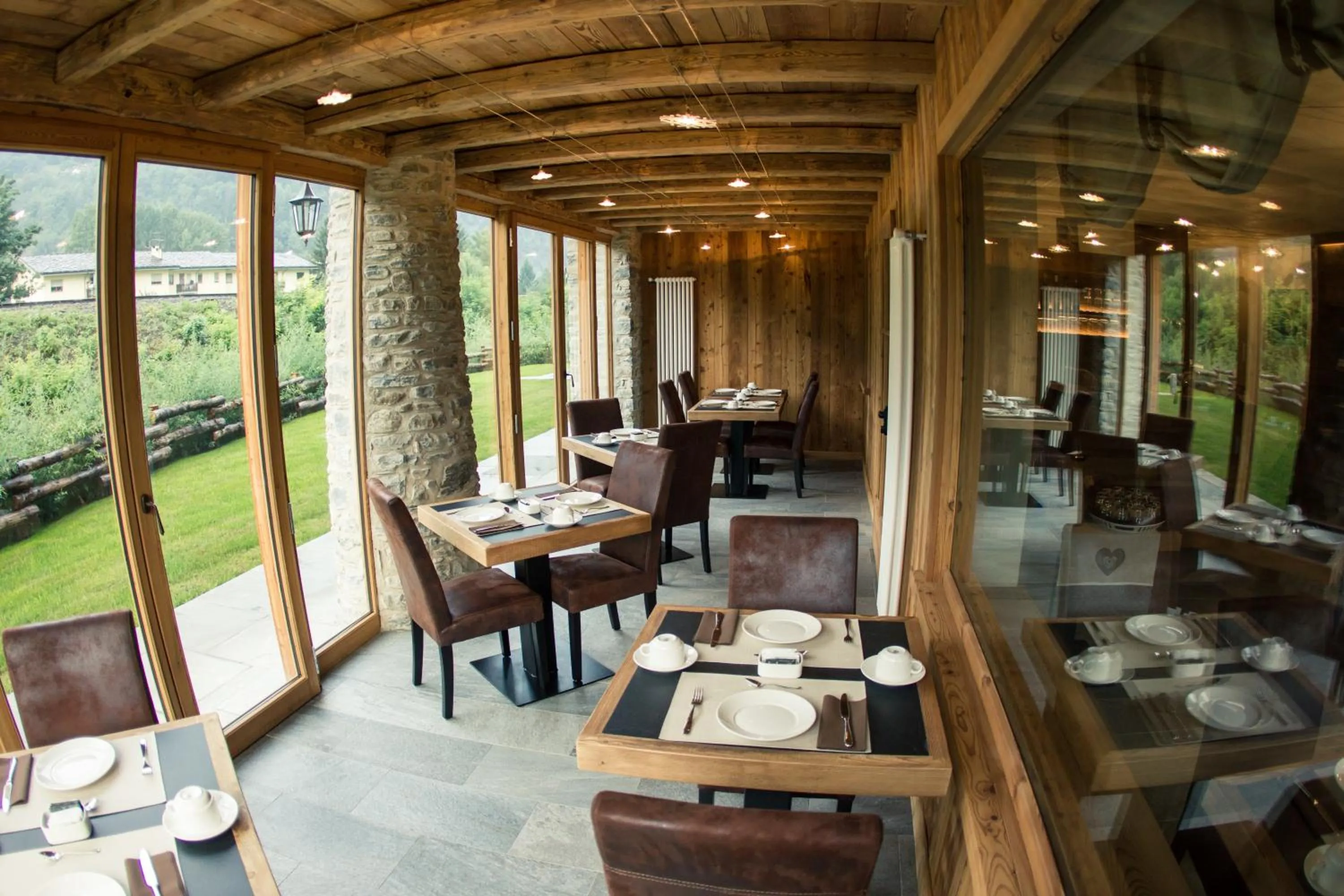 Restaurant/places to eat in Hotel Les Montagnards