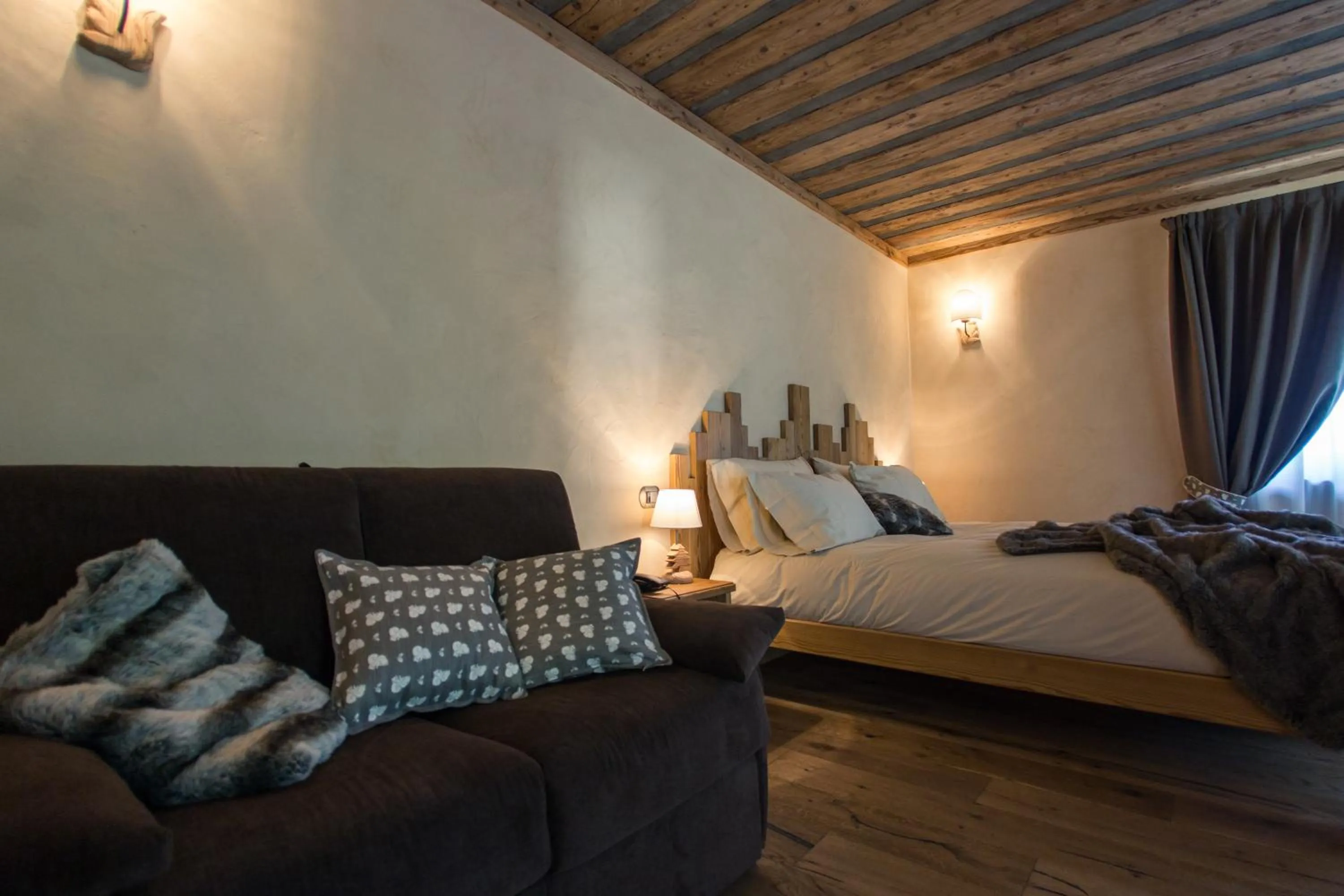 Bedroom, Bed in Hotel Les Montagnards