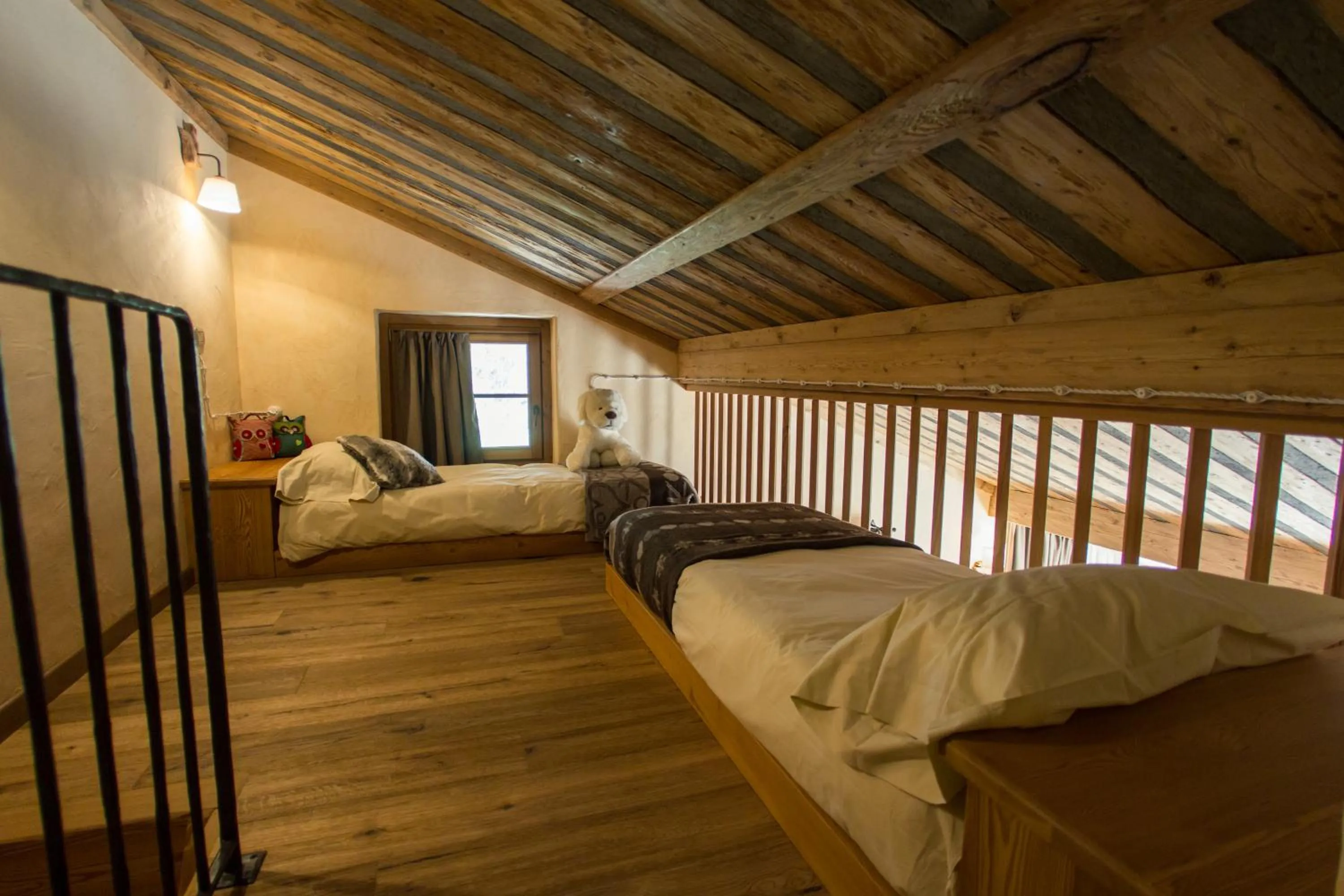 Bedroom, Bed in Hotel Les Montagnards