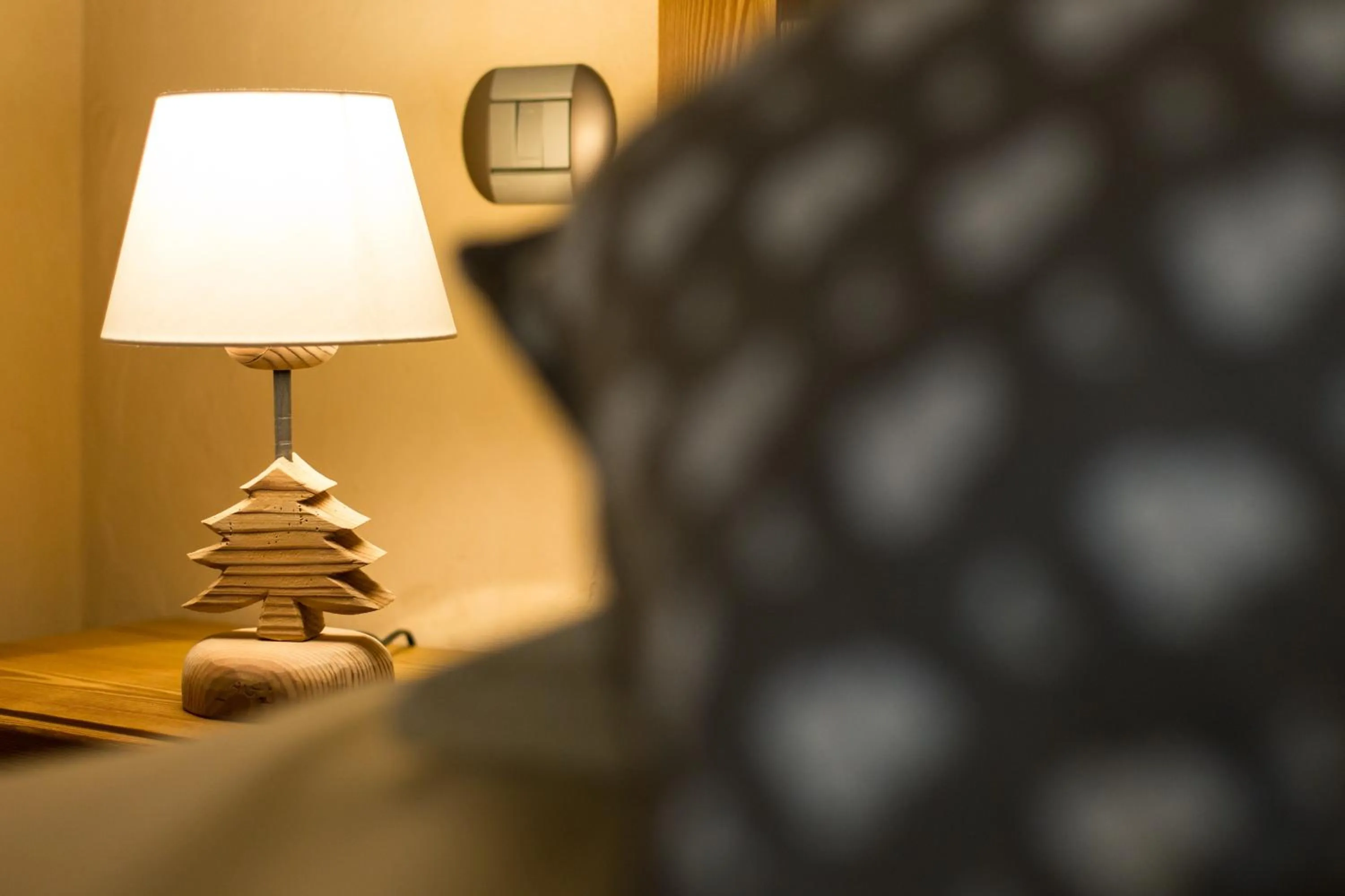 Decorative detail in Hotel Les Montagnards