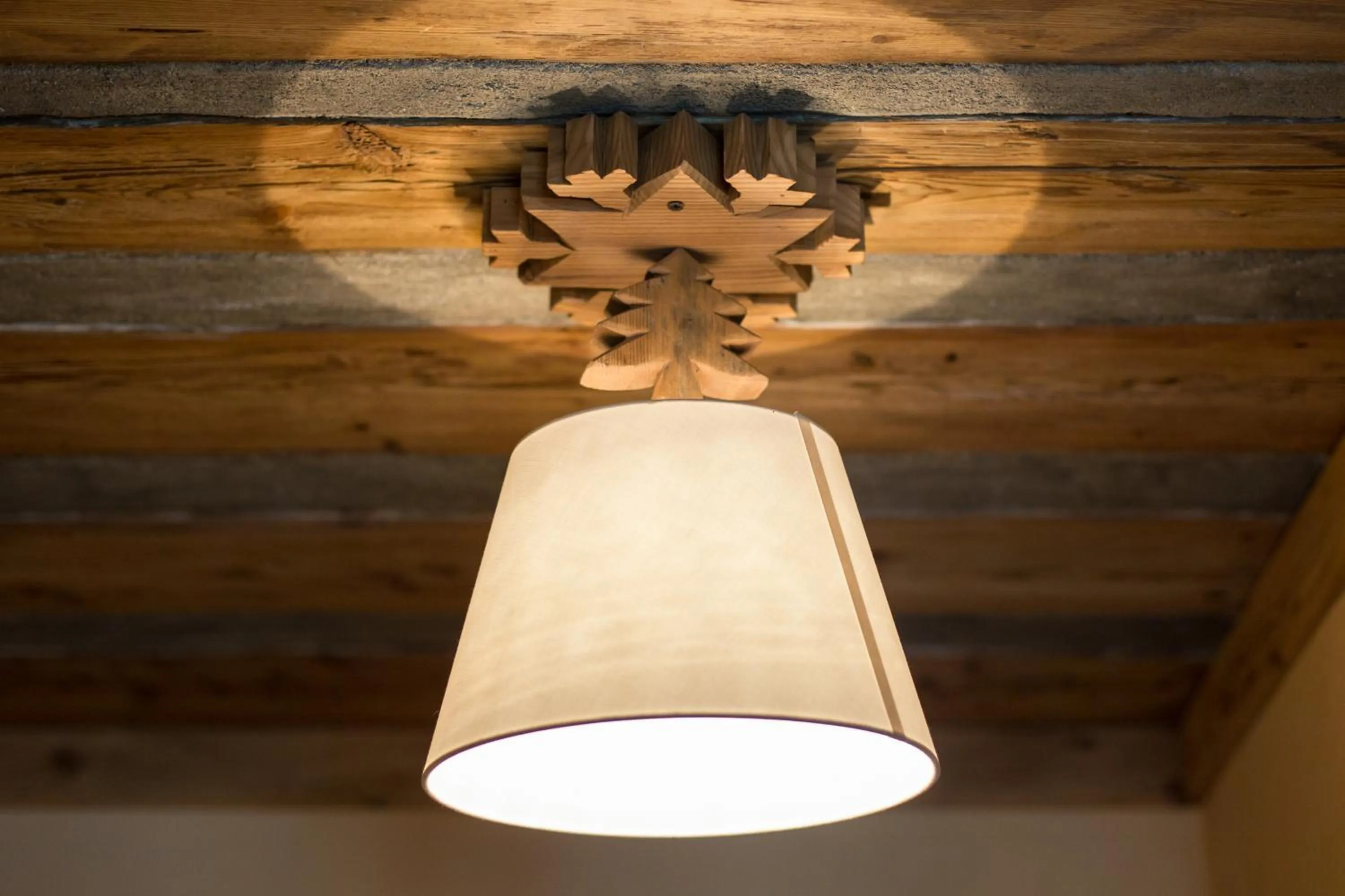 Decorative detail in Hotel Les Montagnards