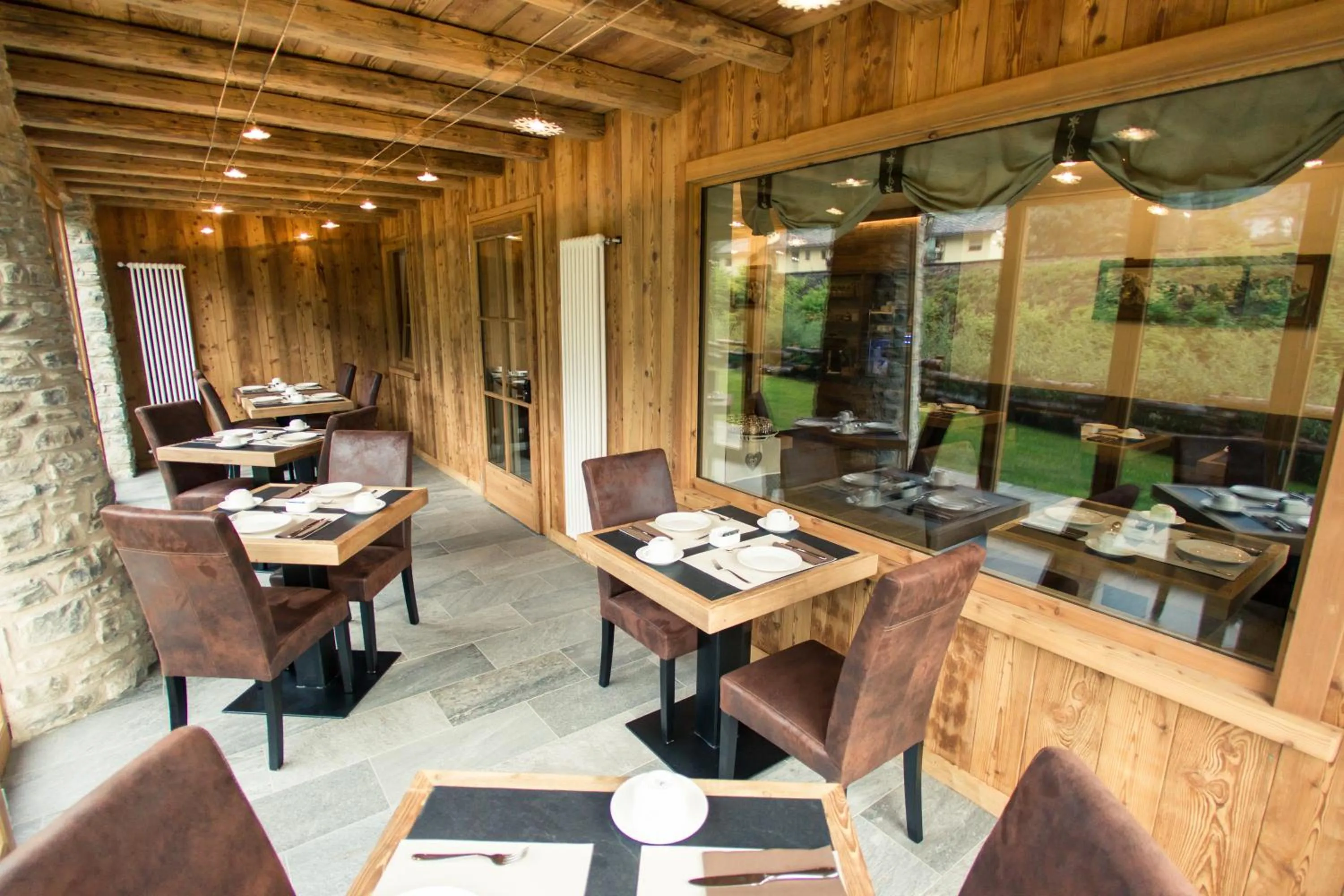 Restaurant/places to eat in Hotel Les Montagnards