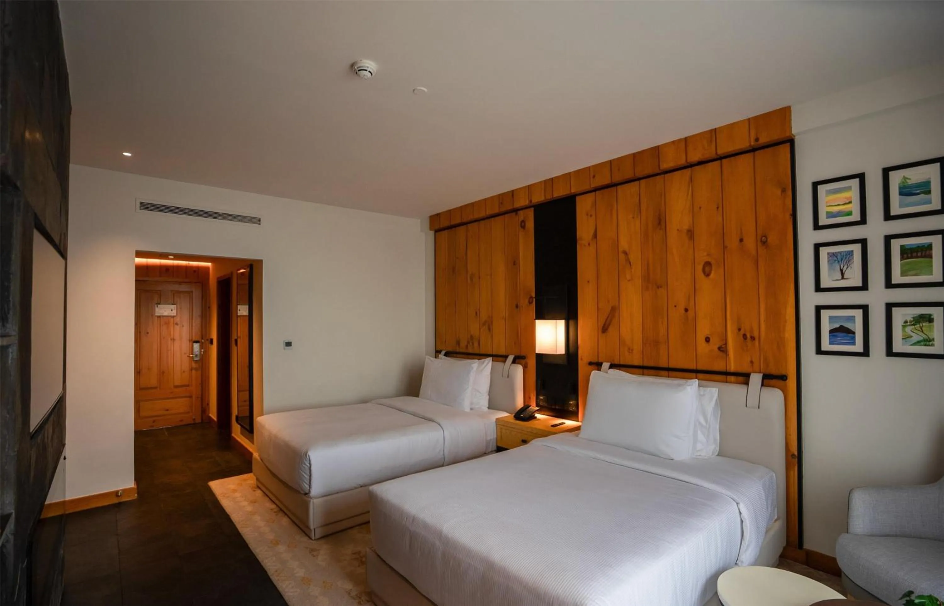 Bed in Doubletree By Hilton Nathiagali