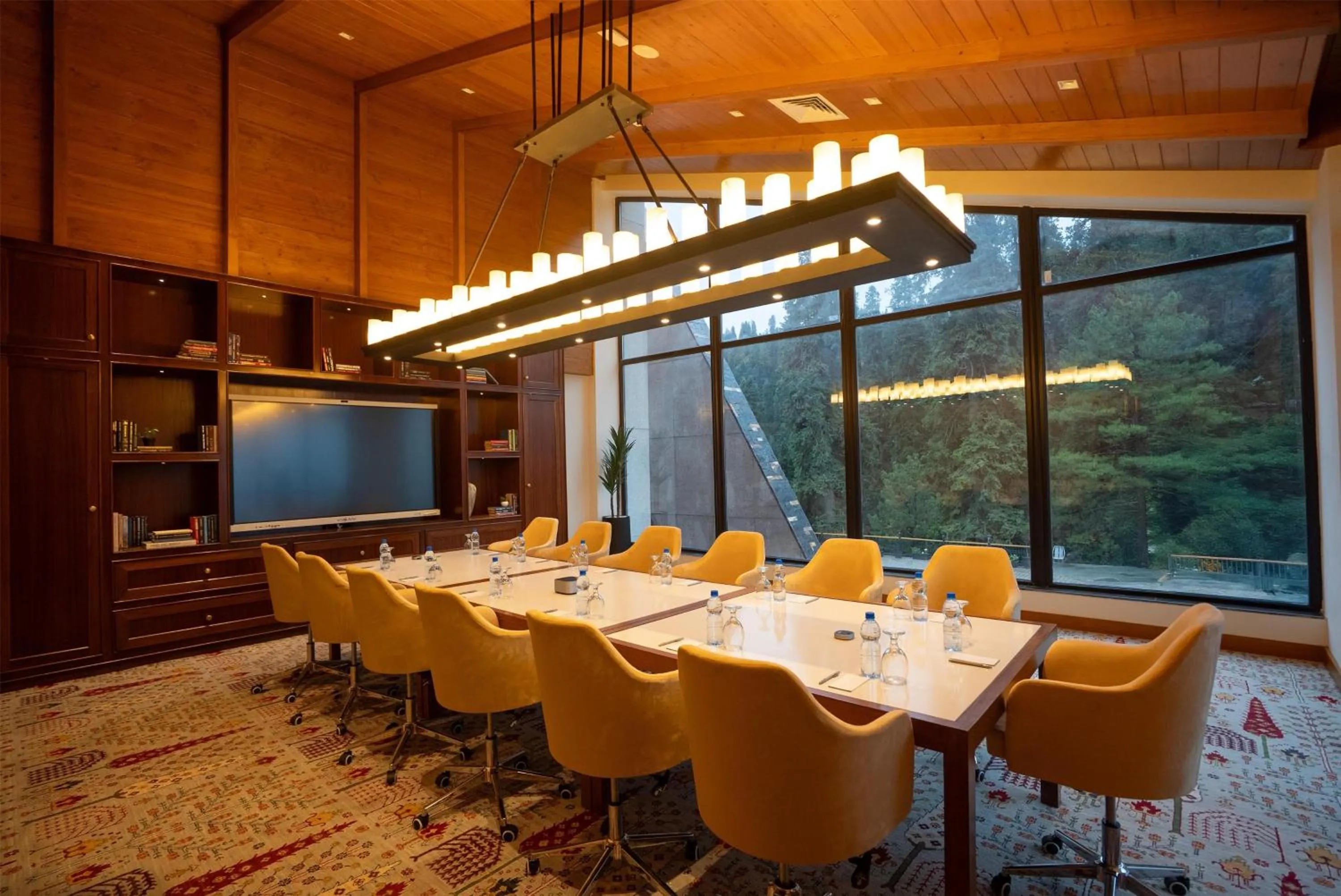Meeting/conference room in Doubletree By Hilton Nathiagali