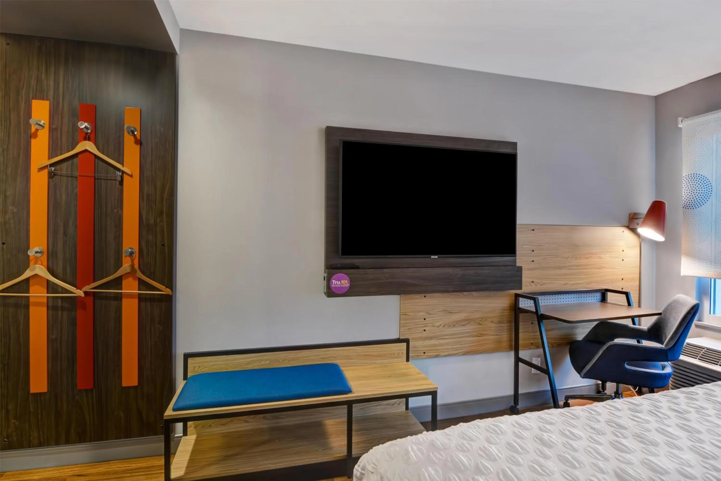 Bedroom in Tru By Hilton Augusta Washington Road