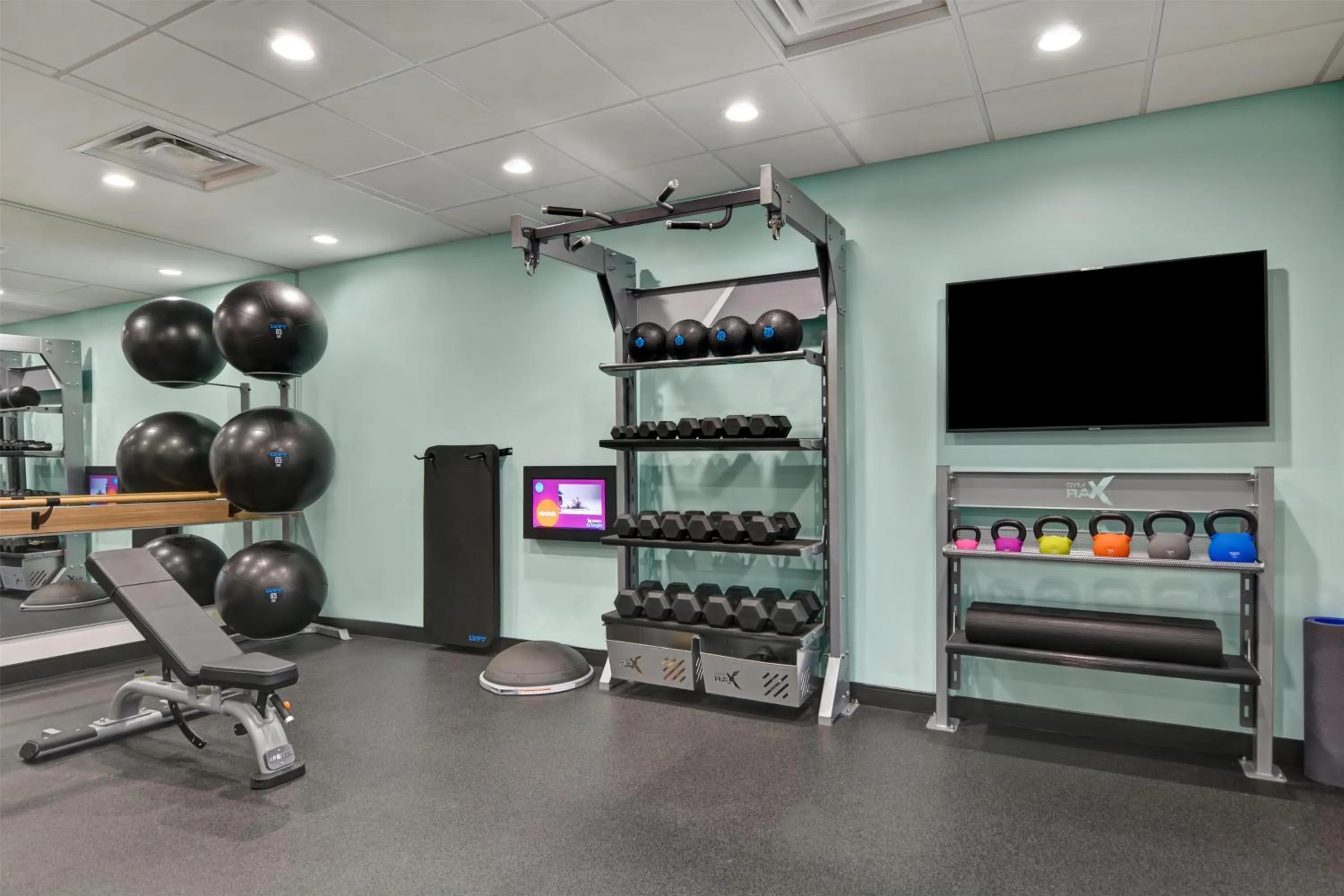 Fitness centre/facilities in Tru By Hilton Augusta Washington Road