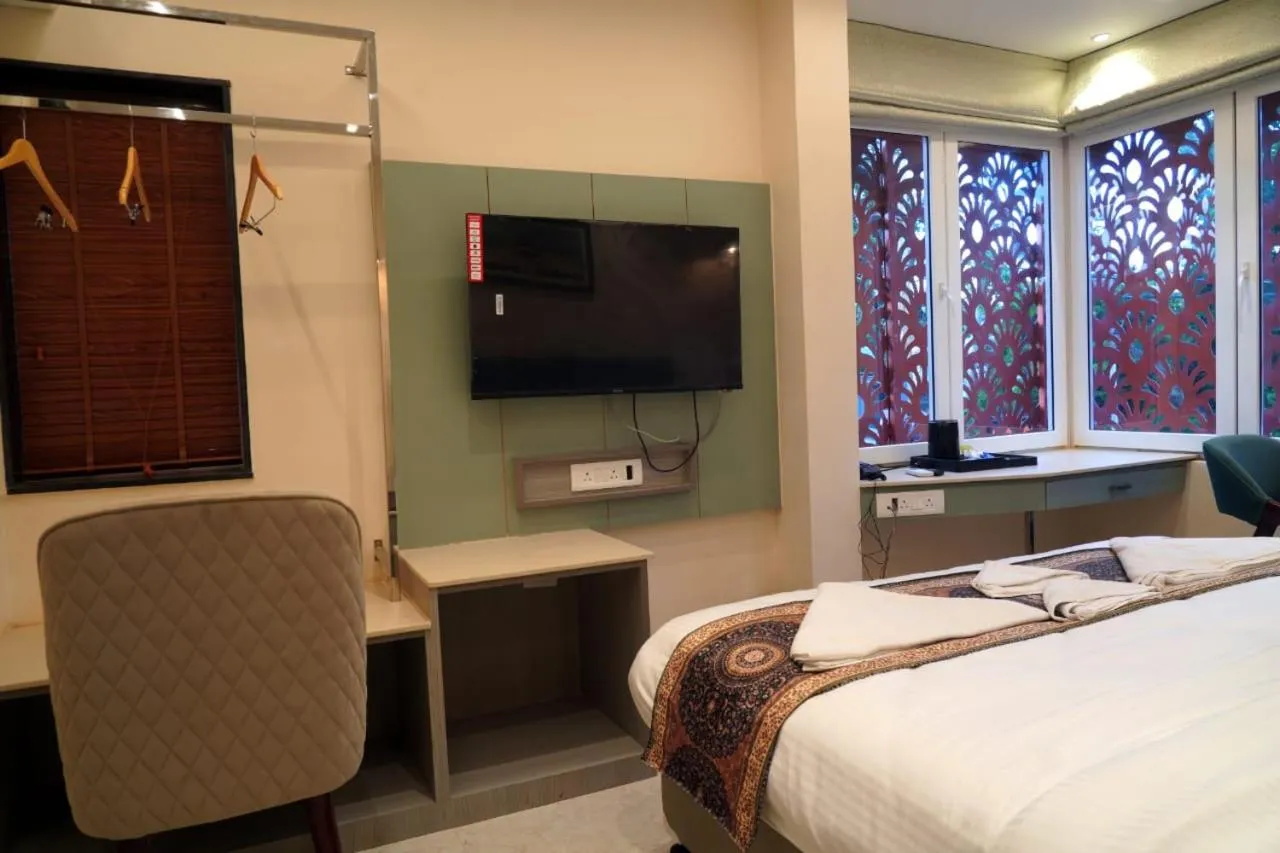 Bedroom, Bed in Hotel Anant Inn