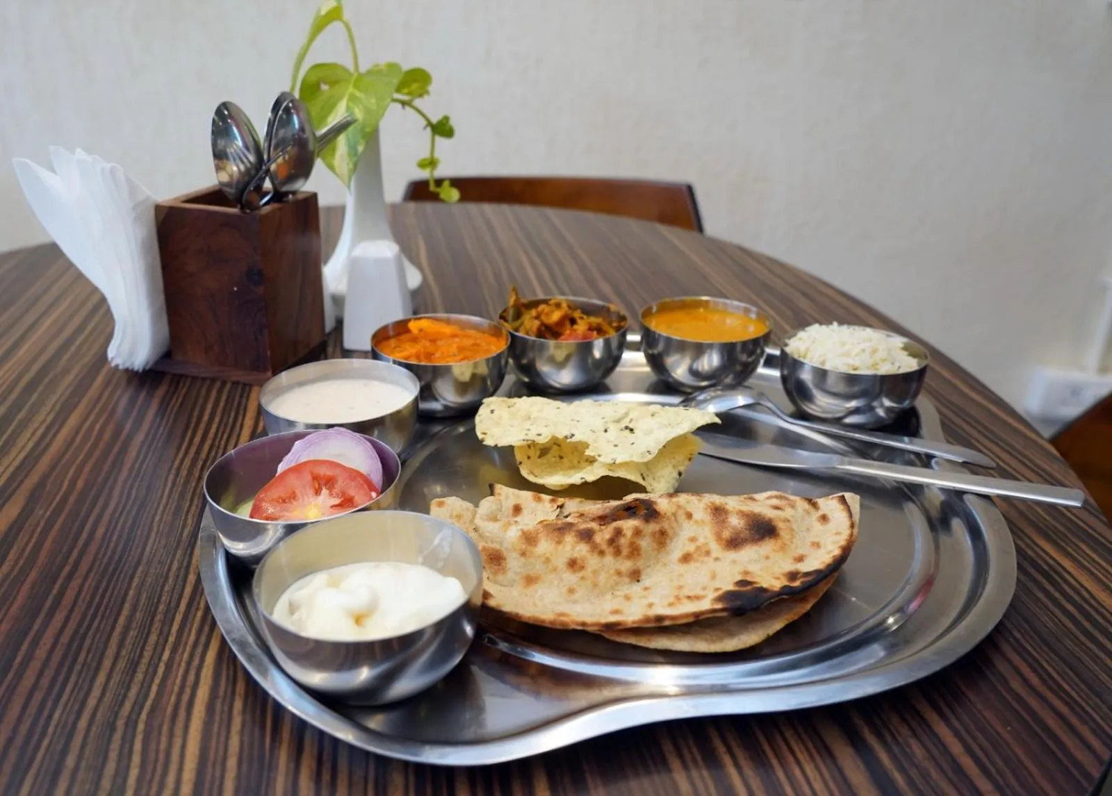 Breakfast in Hotel Anant Inn