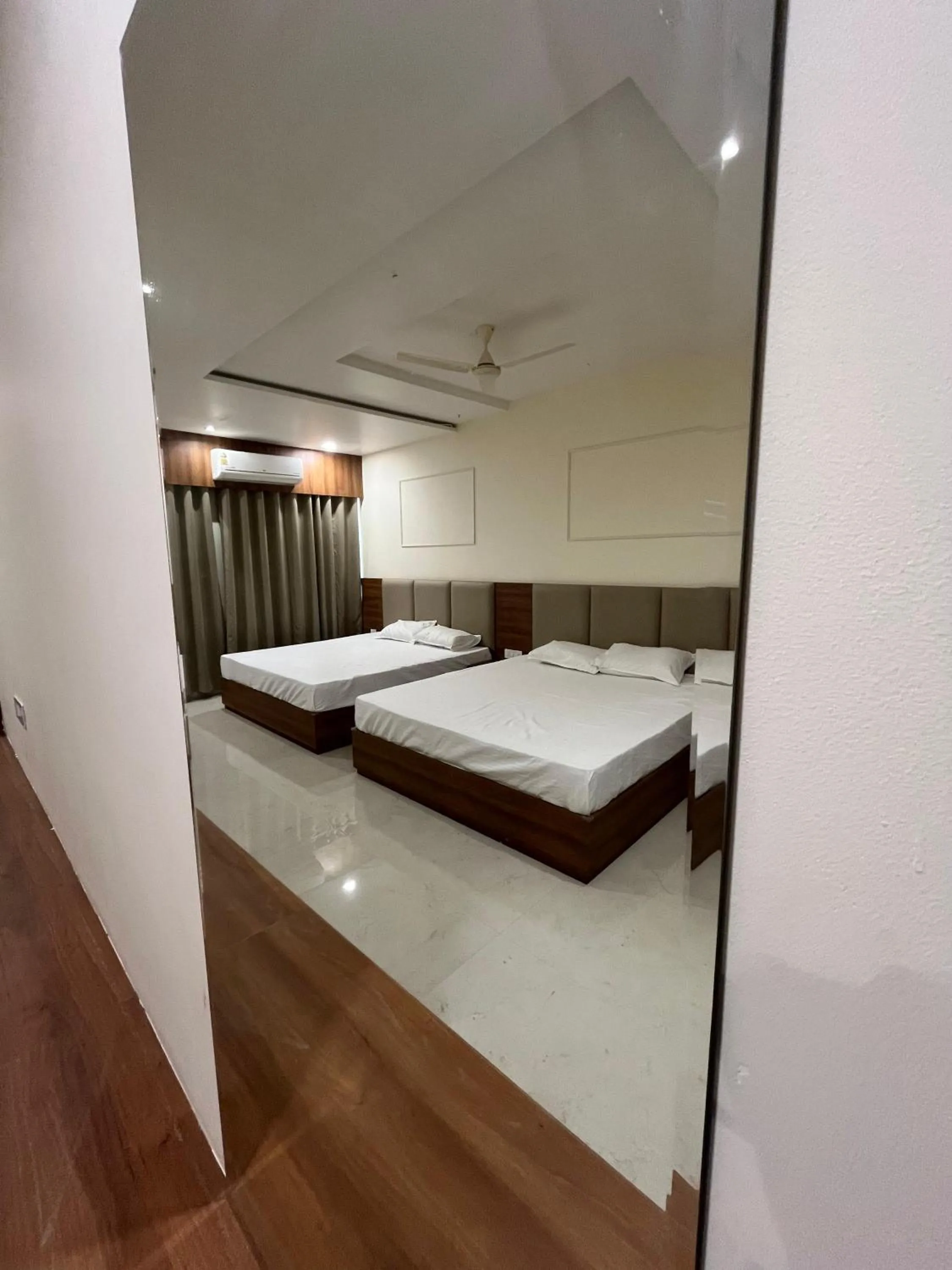 Bed in Hotel Tilak