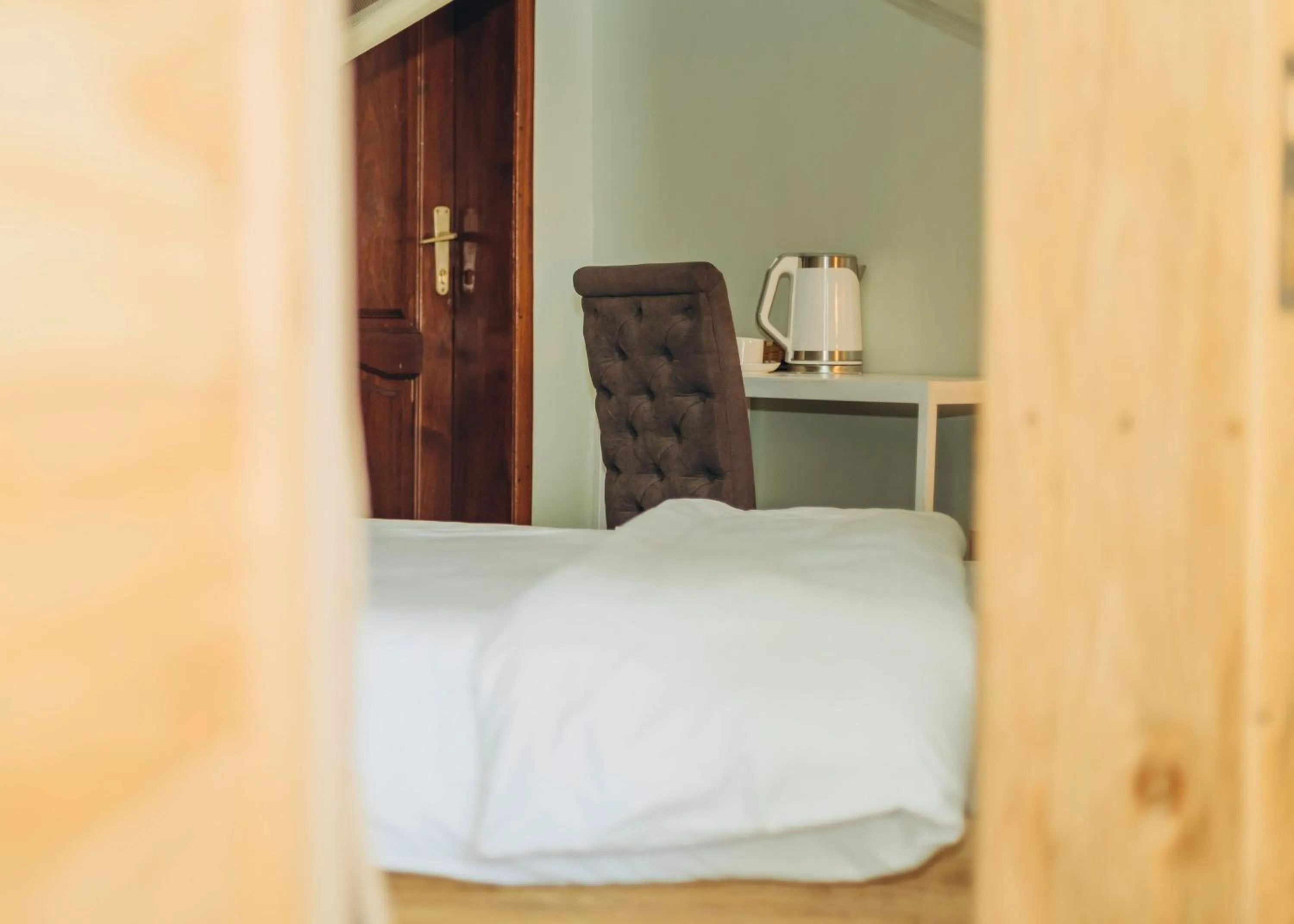 Coffee/tea facilities, Bed in Eagle View Golf