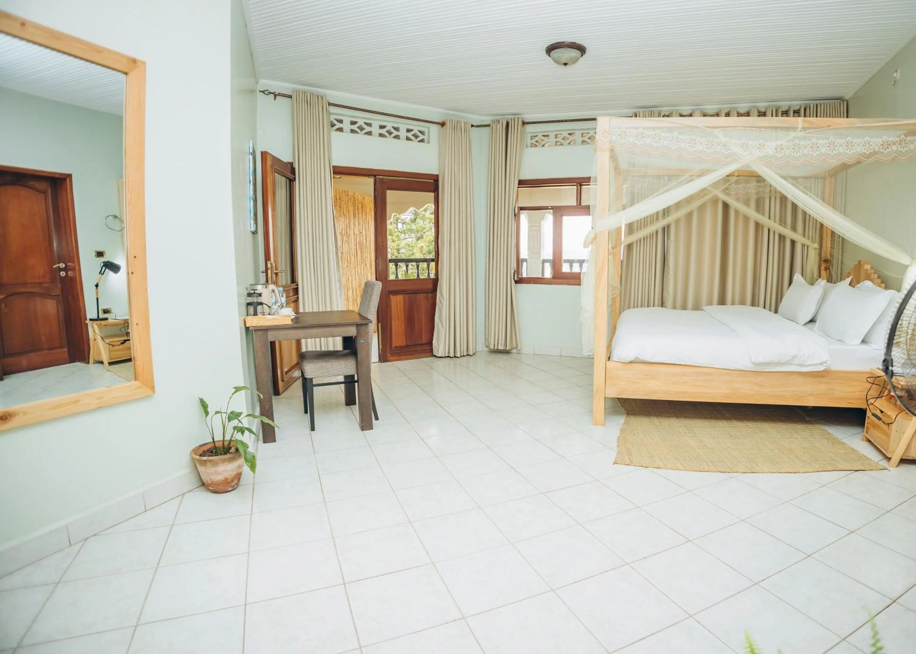 Bed in Eagle View Golf