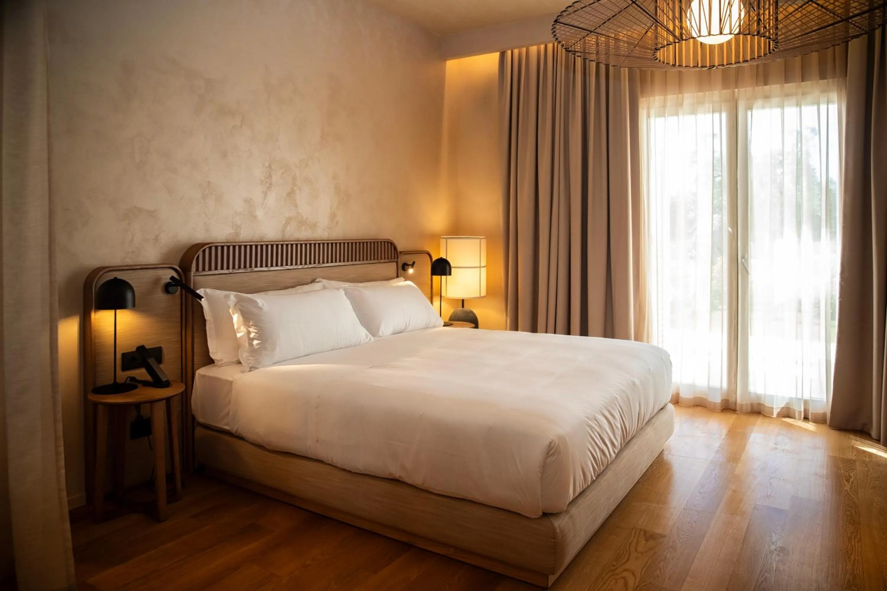 Bedroom, Bed in Cala Ponte, a Tribute Portfolio Hotel