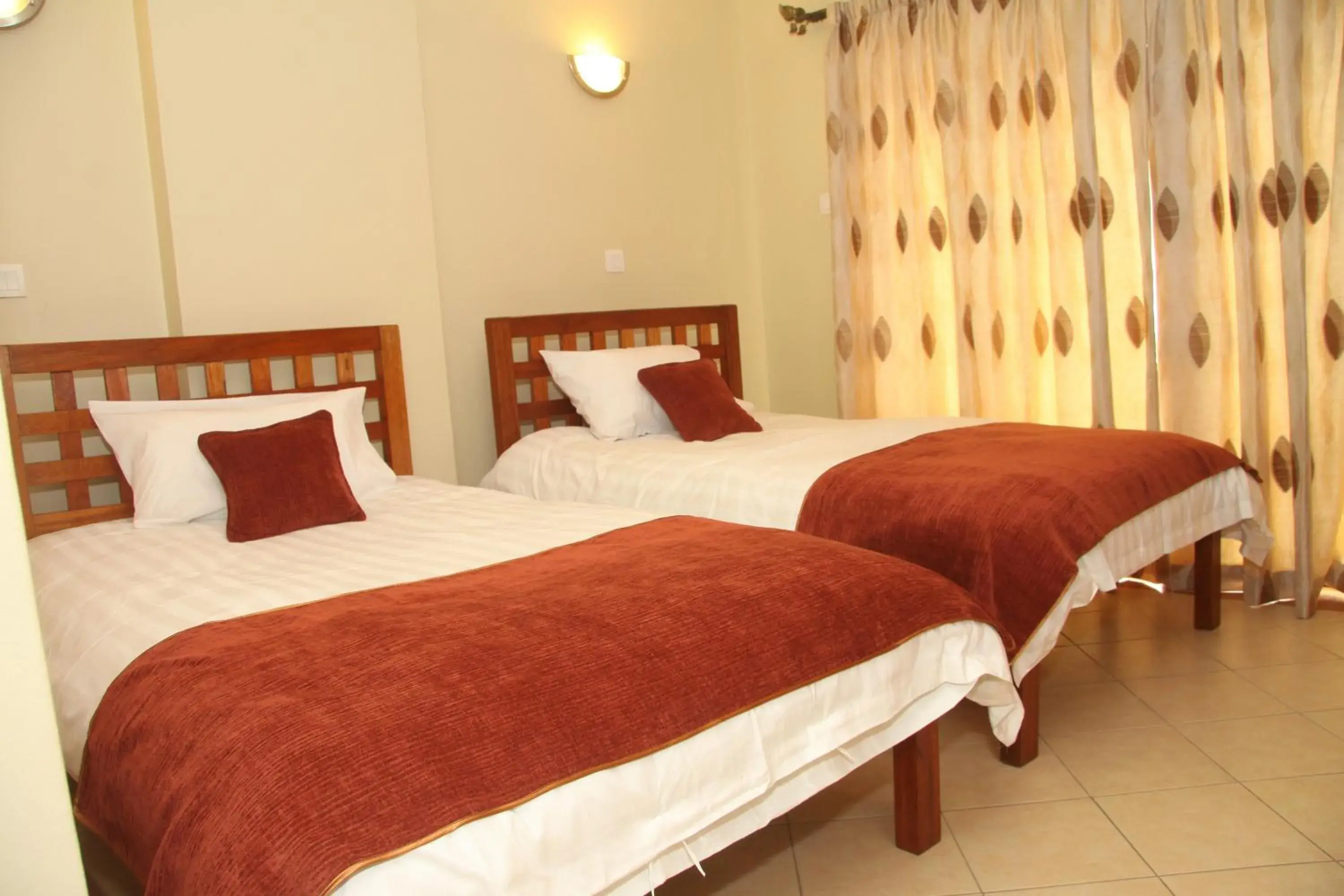 Superior Twin Room in Nairobi Transit Hotel Superior Twin Room in Nairobi Transit Hotel