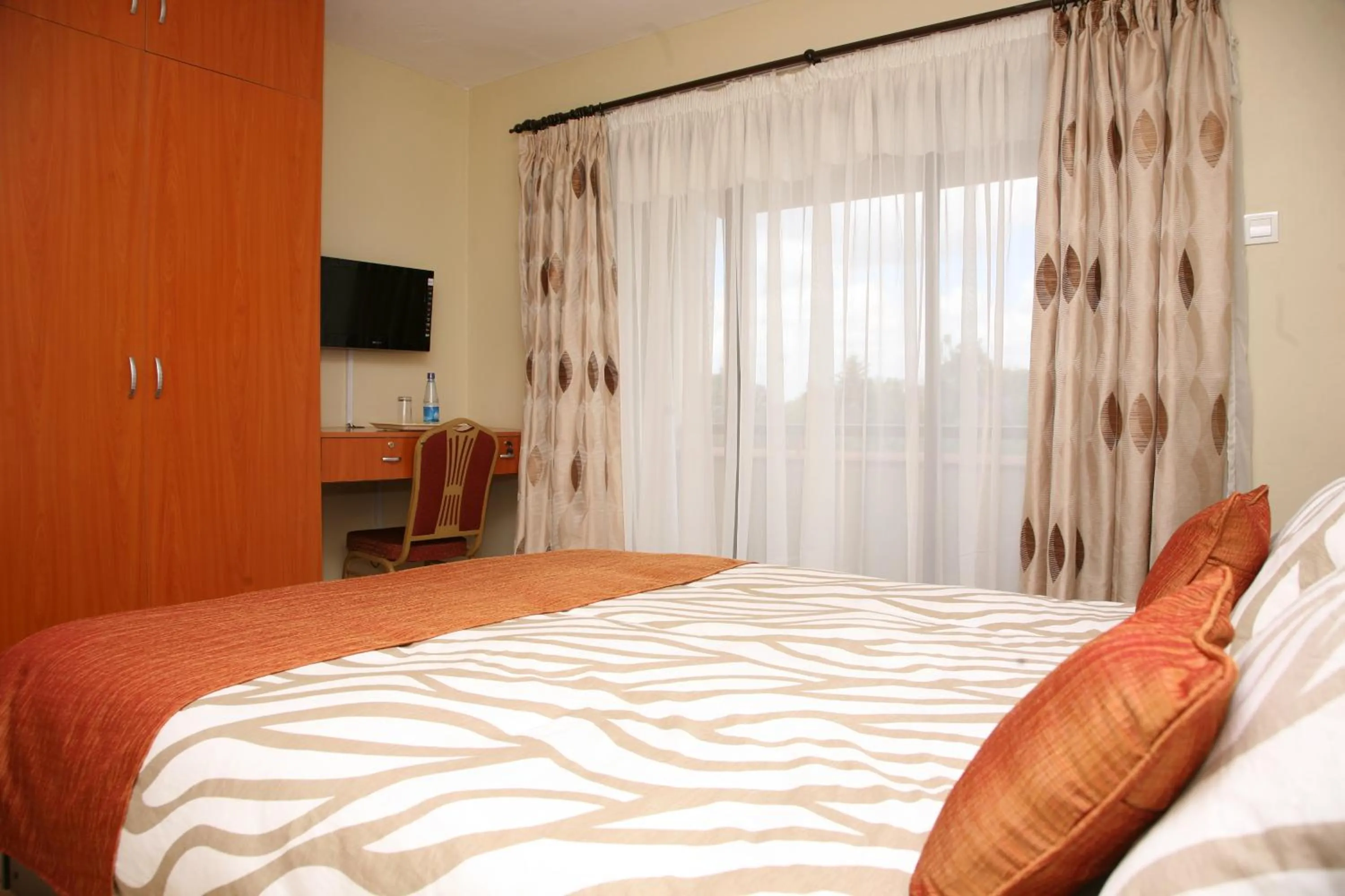 Bed in Nairobi Transit Hotel