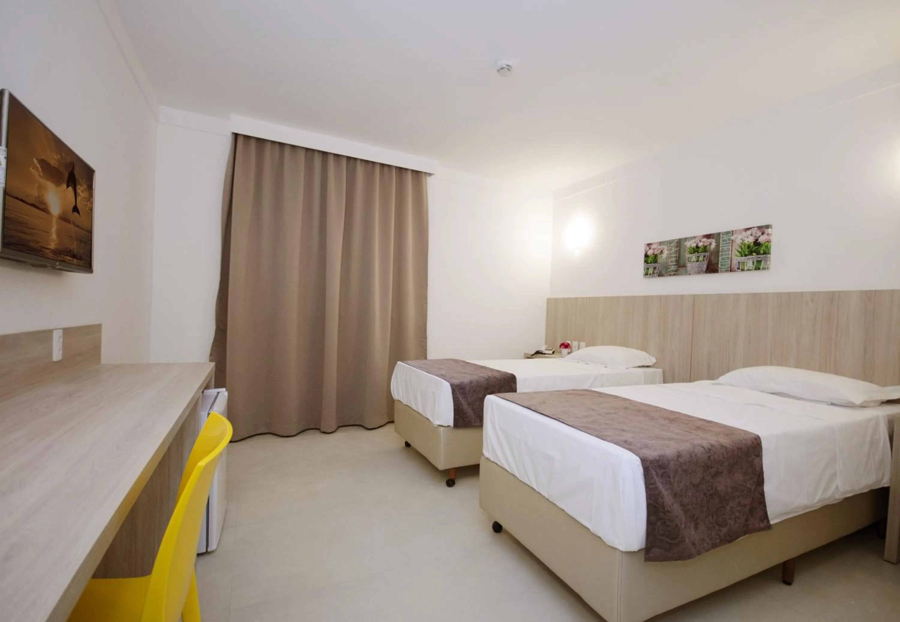 Photo of the whole room, Bed in Pena Branca Hotel e Eventos