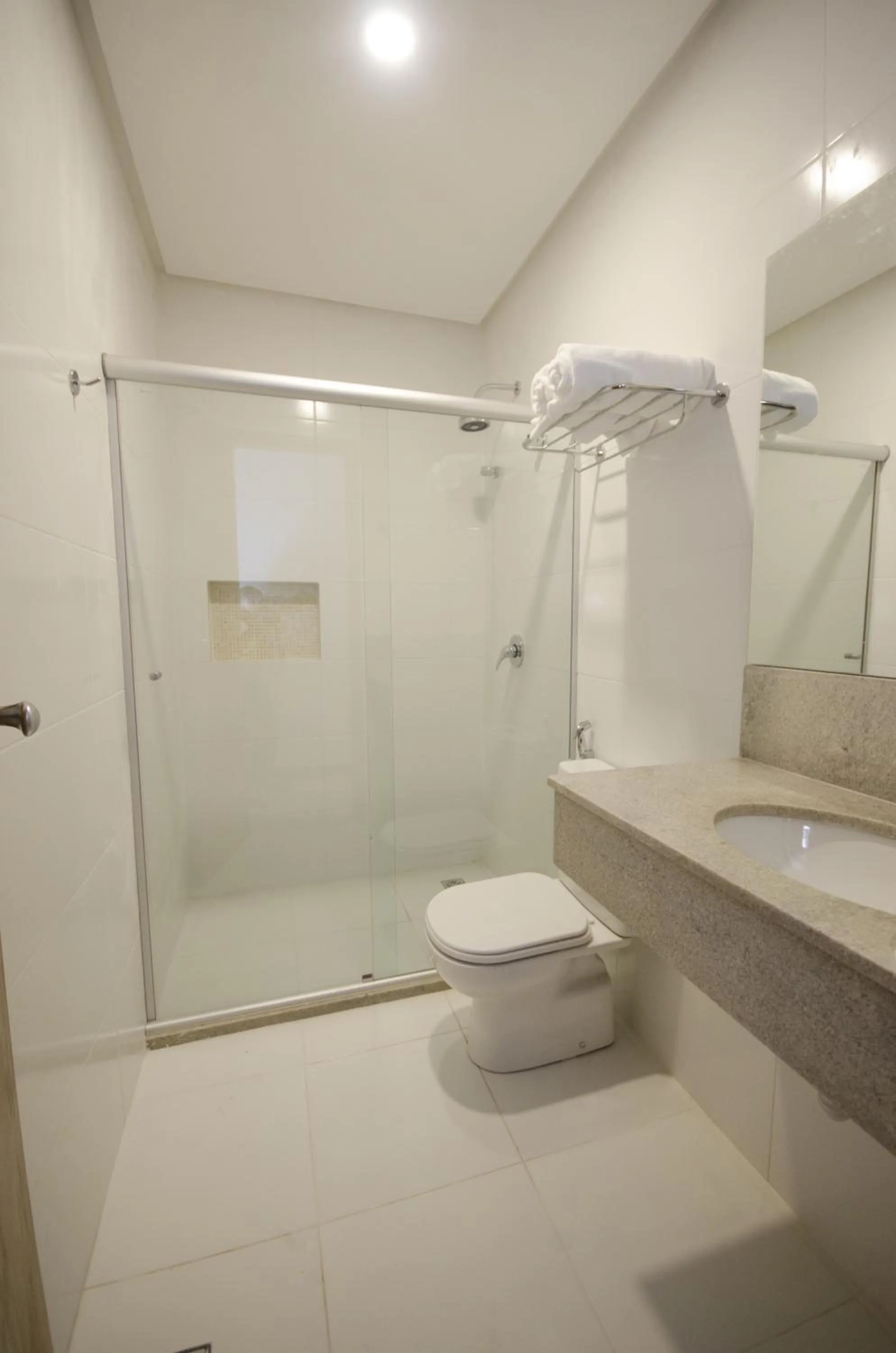 Shower in Pena Branca Hotel e Eventos