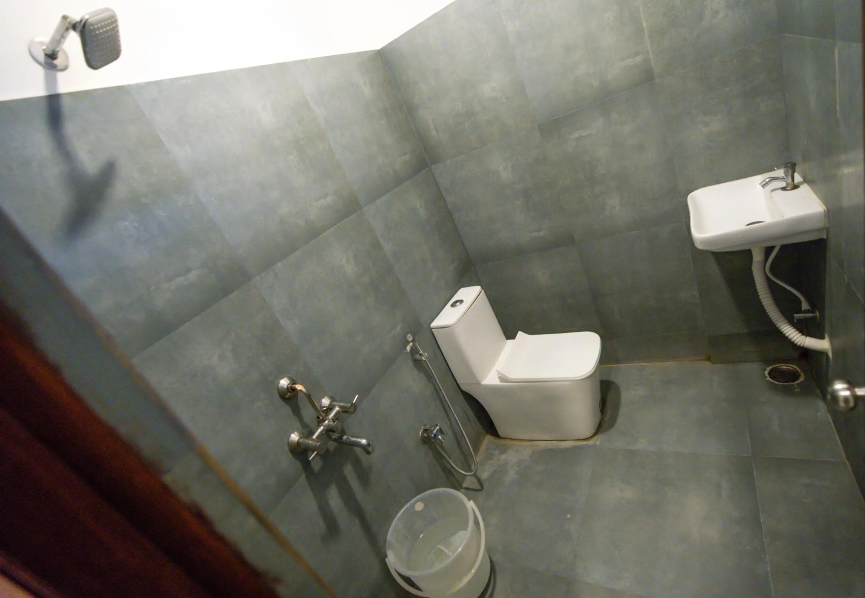 Hotel Vaishnavi Classic