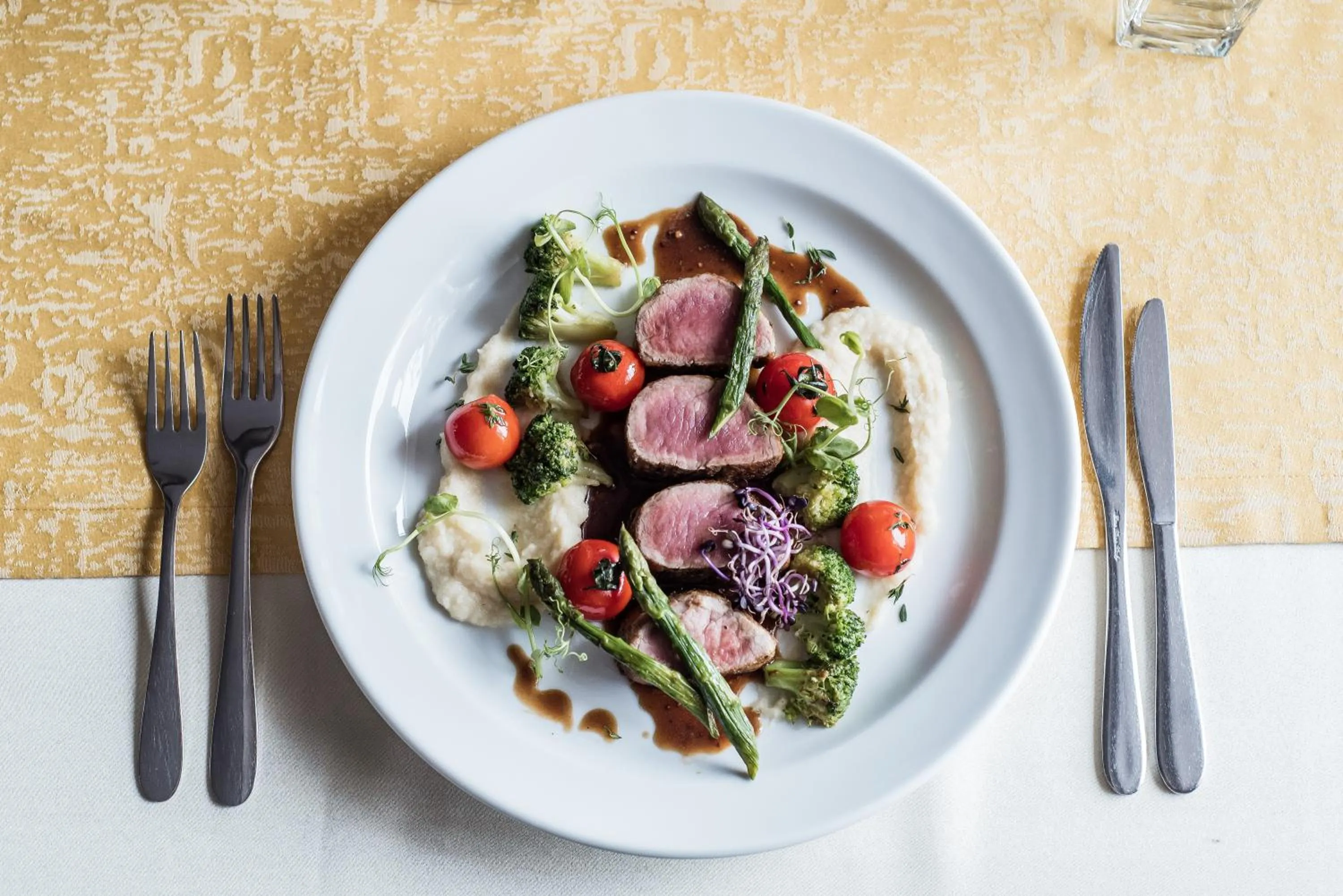 Dinner in Hotel Balkan