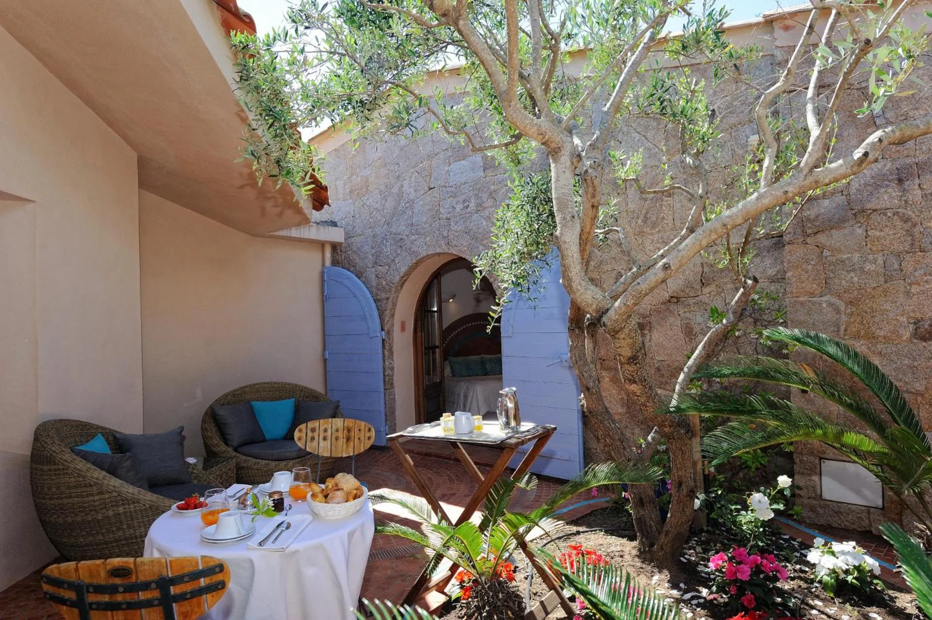 Patio in Hôtel Marina di cavu