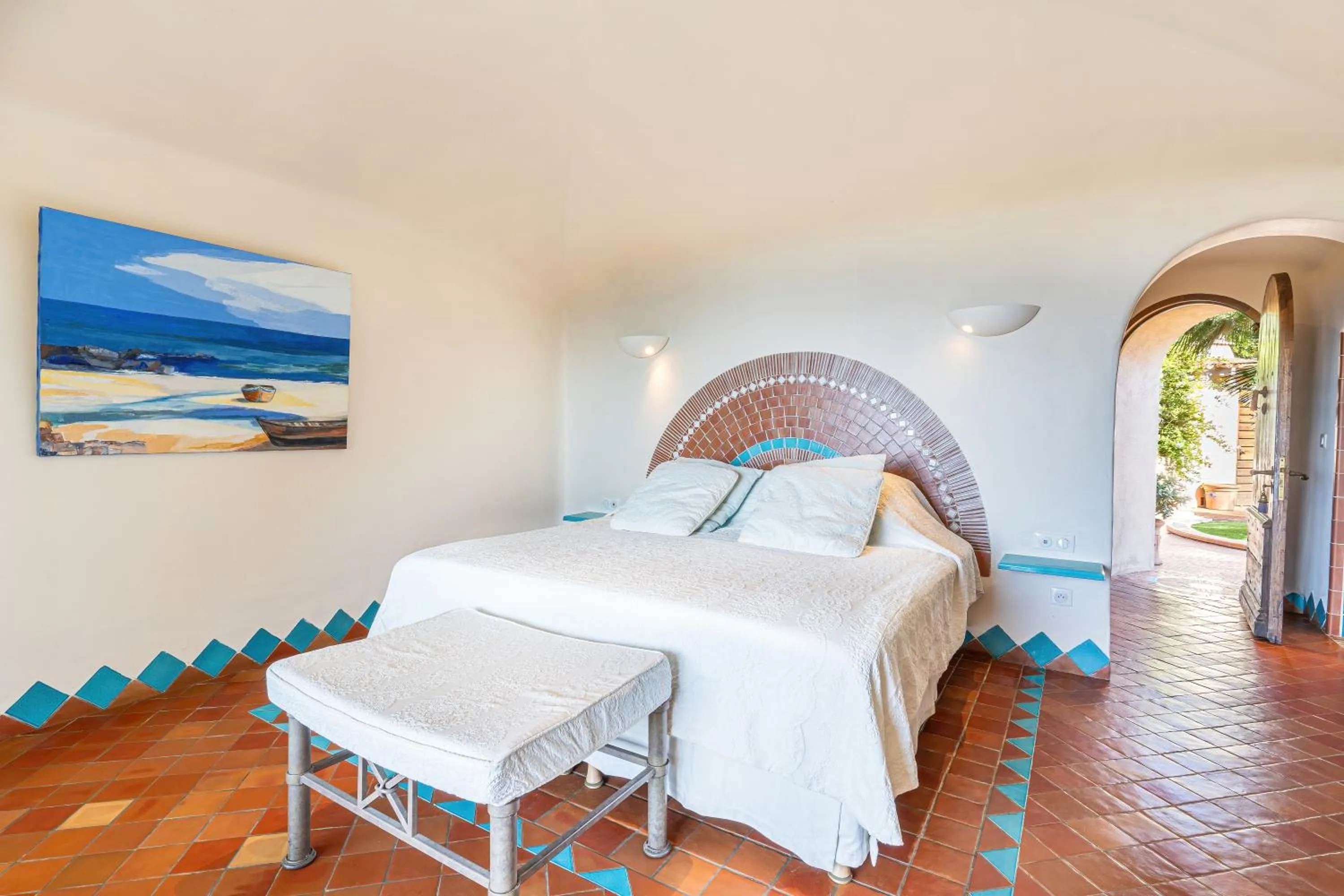 Bed in Hôtel Marina di cavu