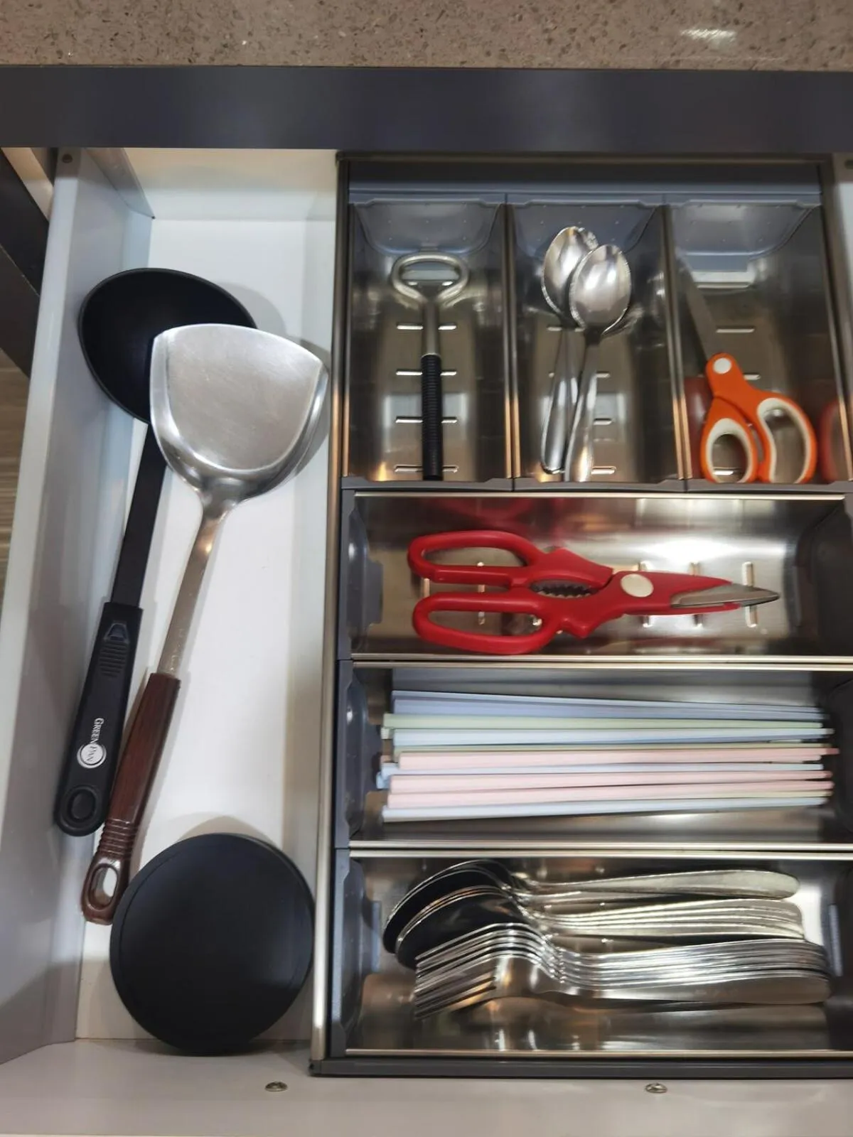 Jeff and Ricky Homestay 59 Vivacity Megamall