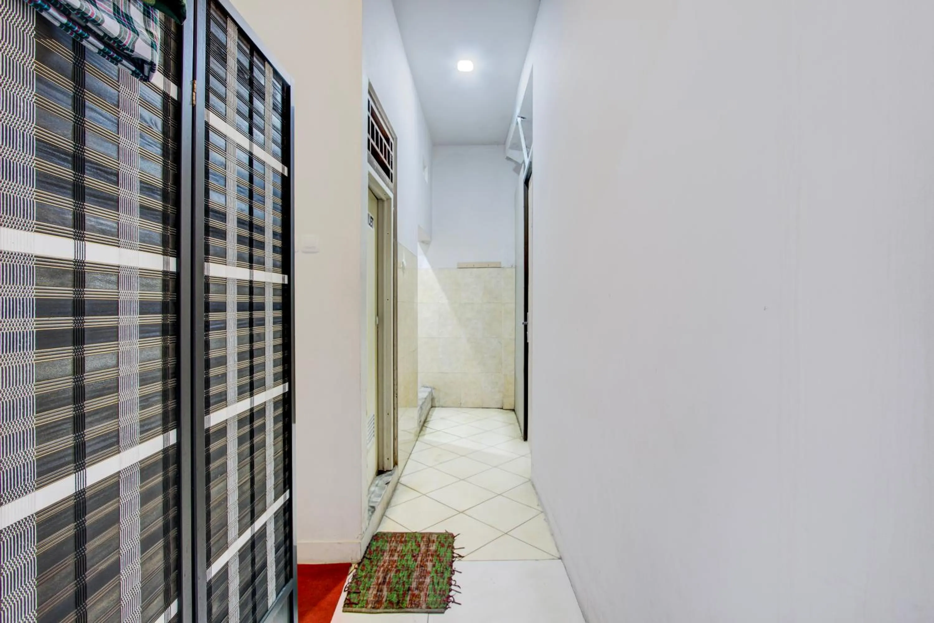 Lobby or reception in Hotel O Tegal near near Pacific Mall Tegal formerly Hugo Suites Family