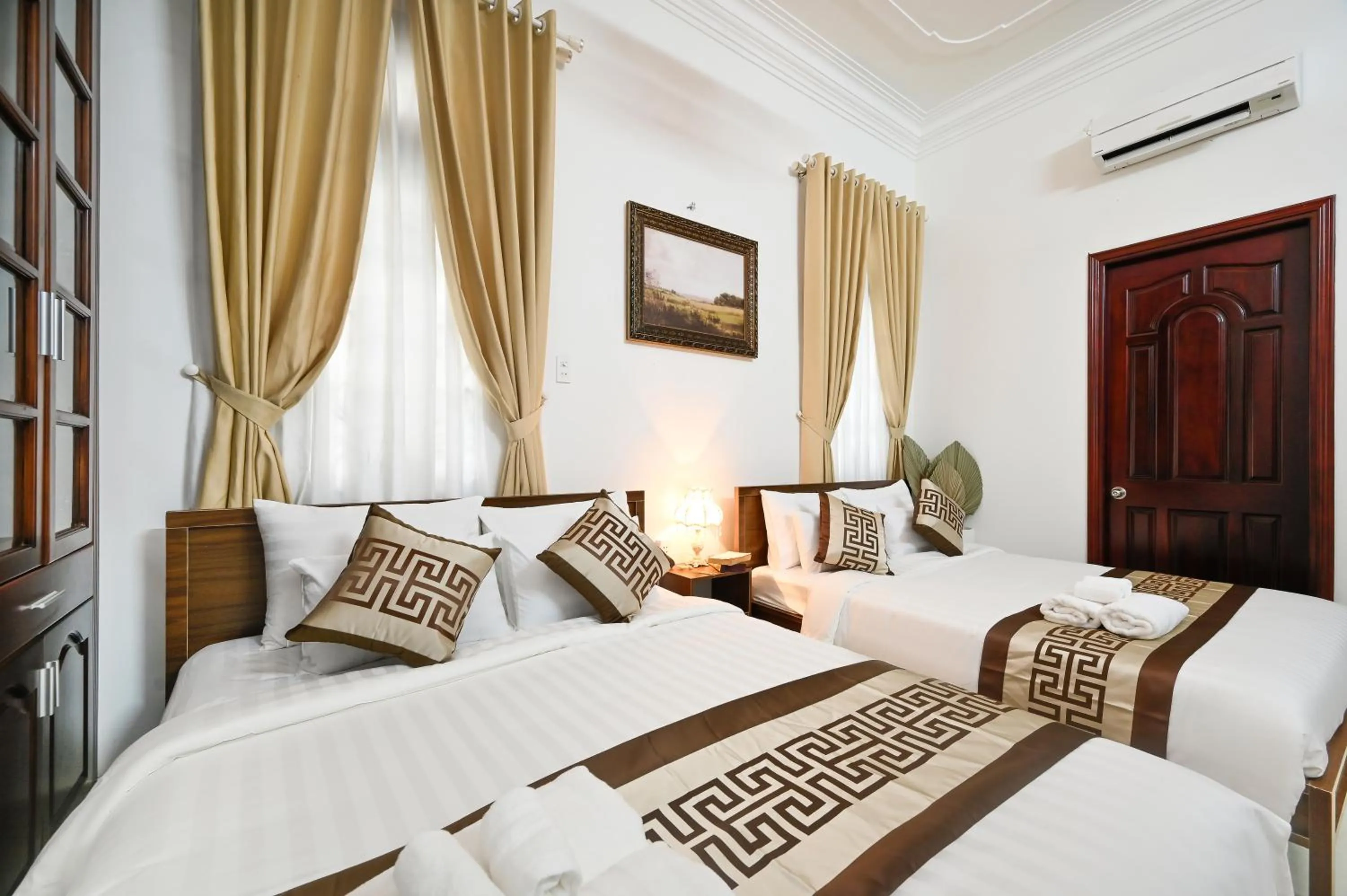 Bed in Amory Villa Thao Dien