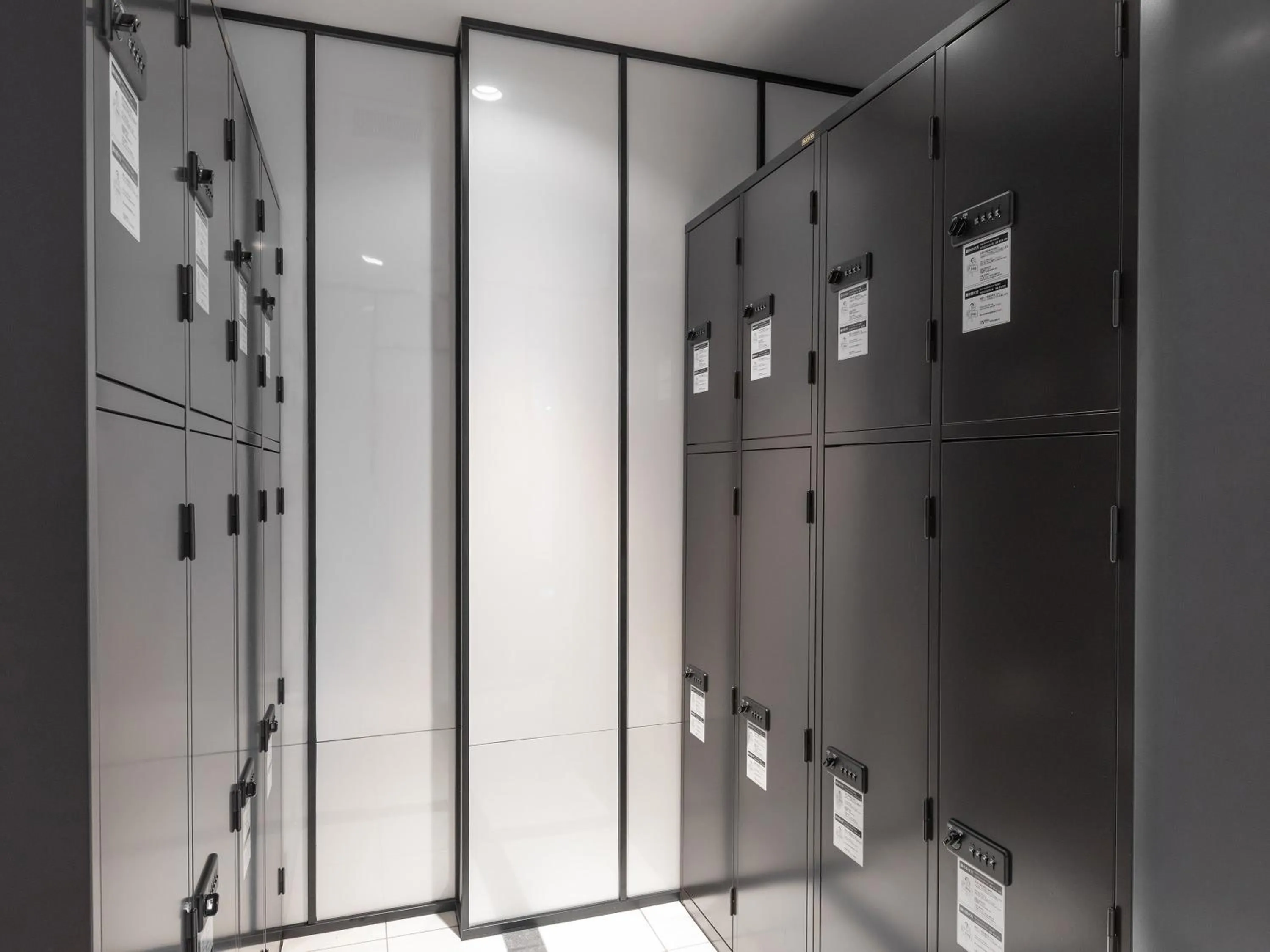 Area and facilities in Brackets Hotel Osaka Hommachi