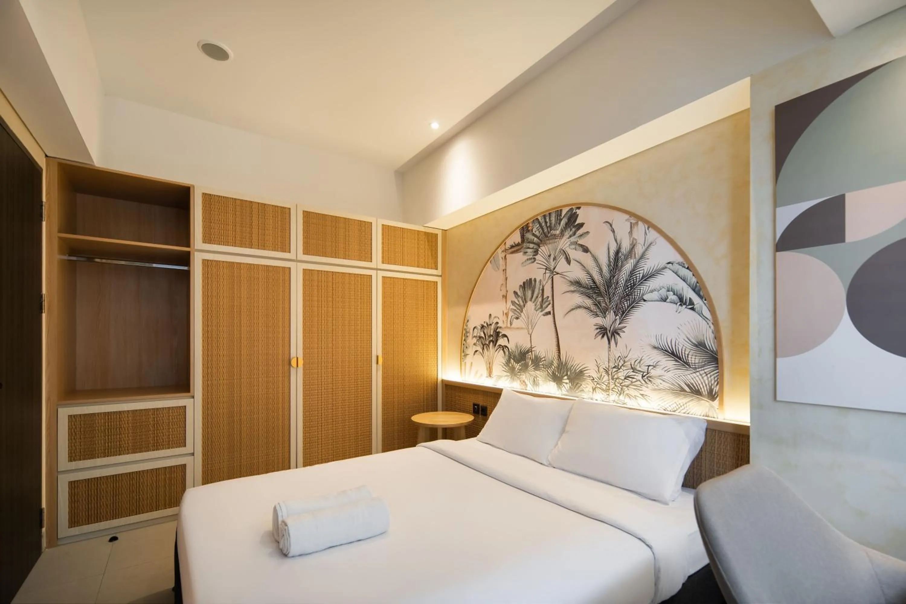 Bedroom, Bed in Cove Carstensz BSD