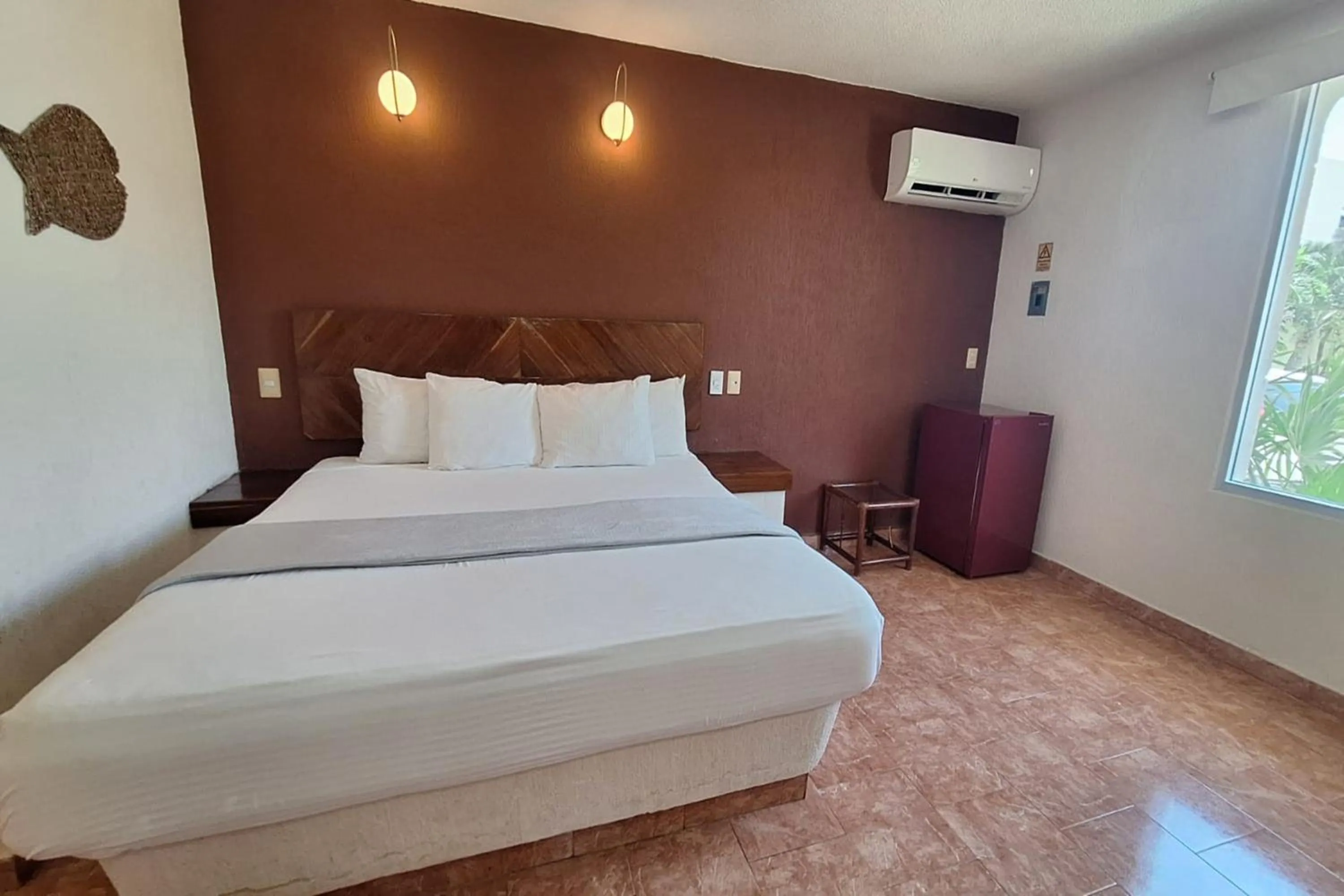 Bedroom, Bed in Capital O Hotel Rolovi Cancún