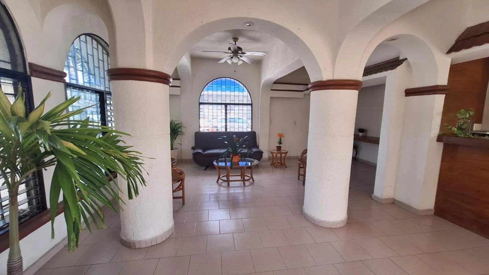 Lobby or reception in Capital O Hotel Rolovi Cancún