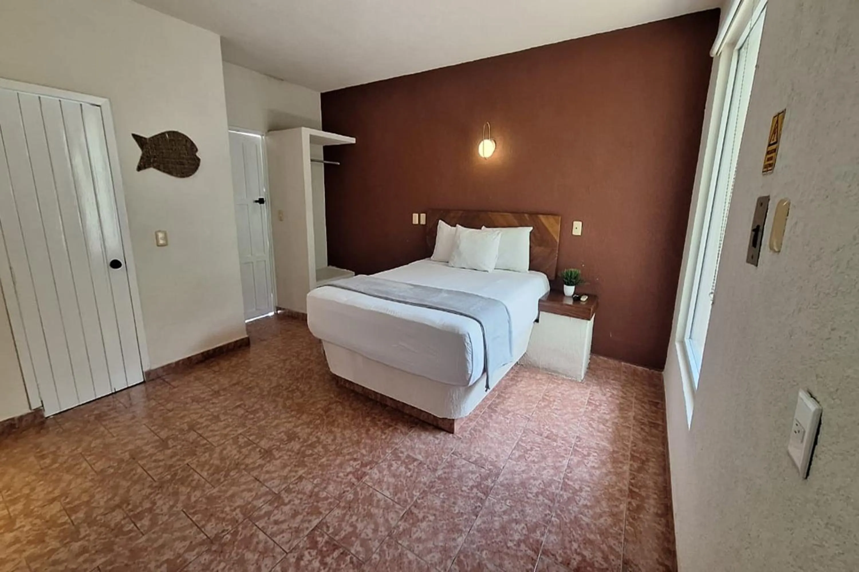 Bedroom, Bed in Capital O Hotel Rolovi Cancún