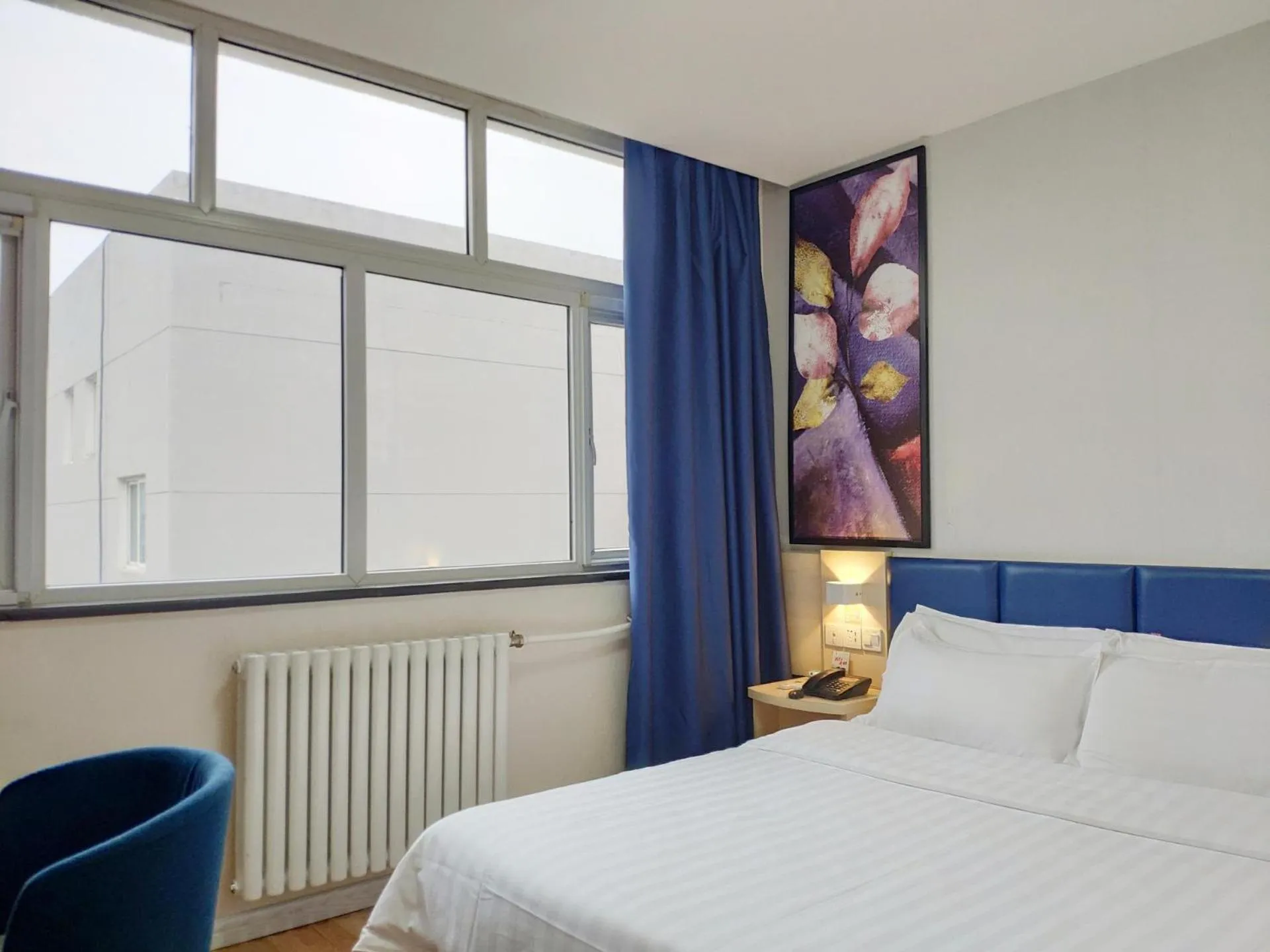 Bed in 7Days Inn Xi'an Jiaoda Medical College Weiyi Street Subway Station