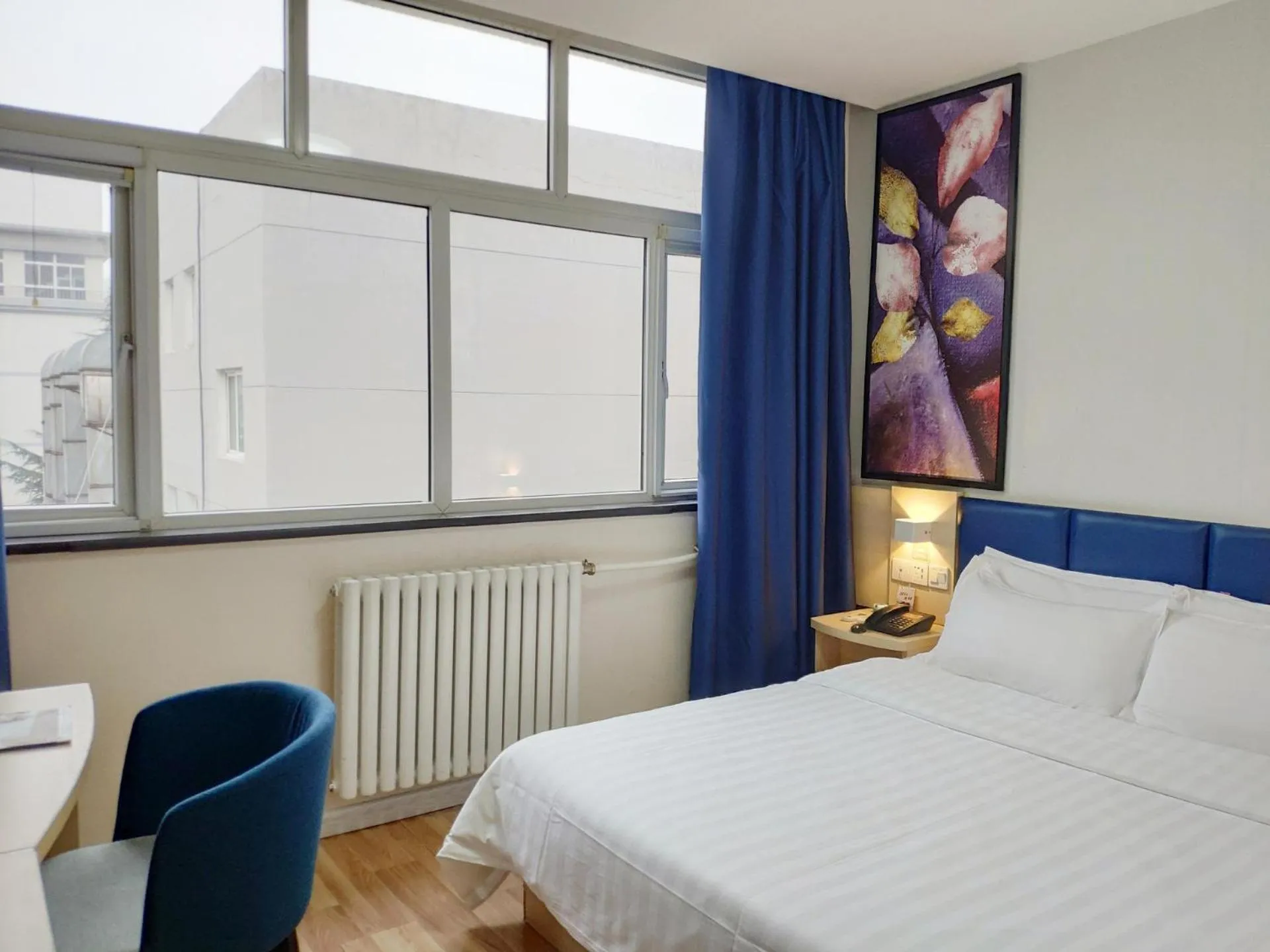 Bed in 7Days Inn Xi'an Jiaoda Medical College Weiyi Street Subway Station