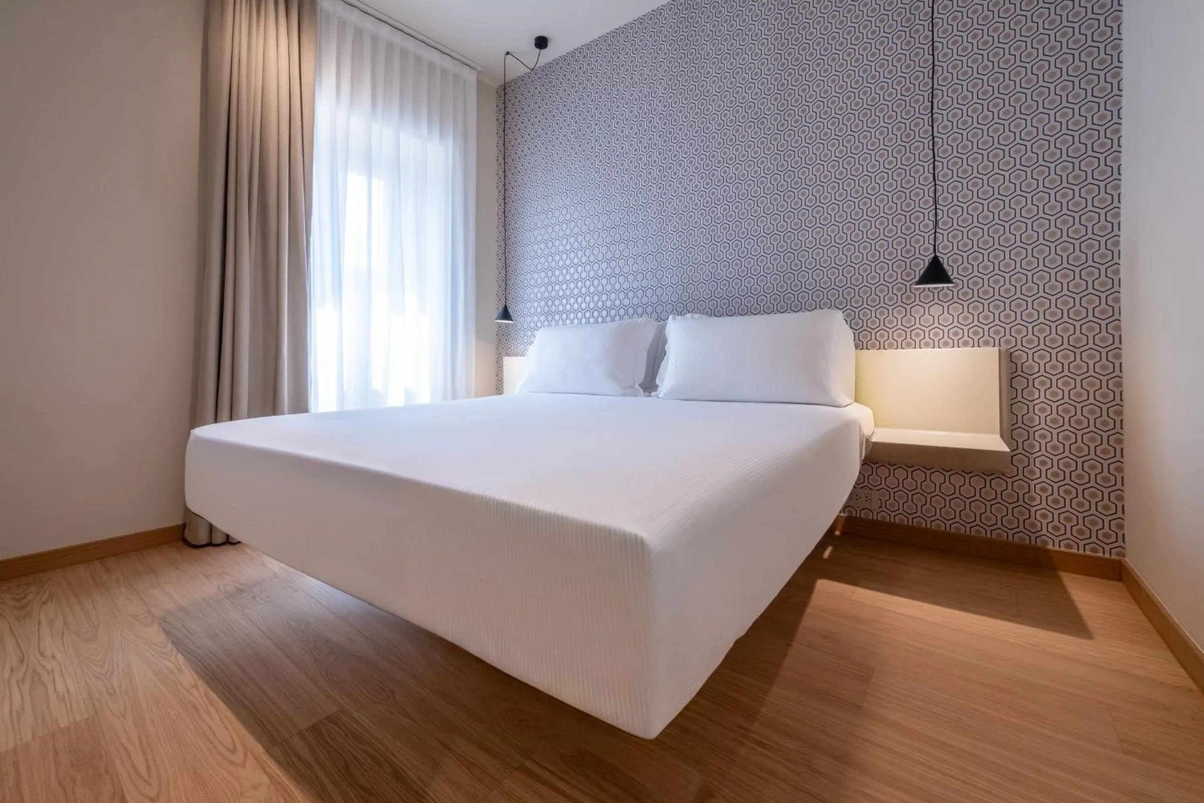 Bed in Oriana Homèl Milano