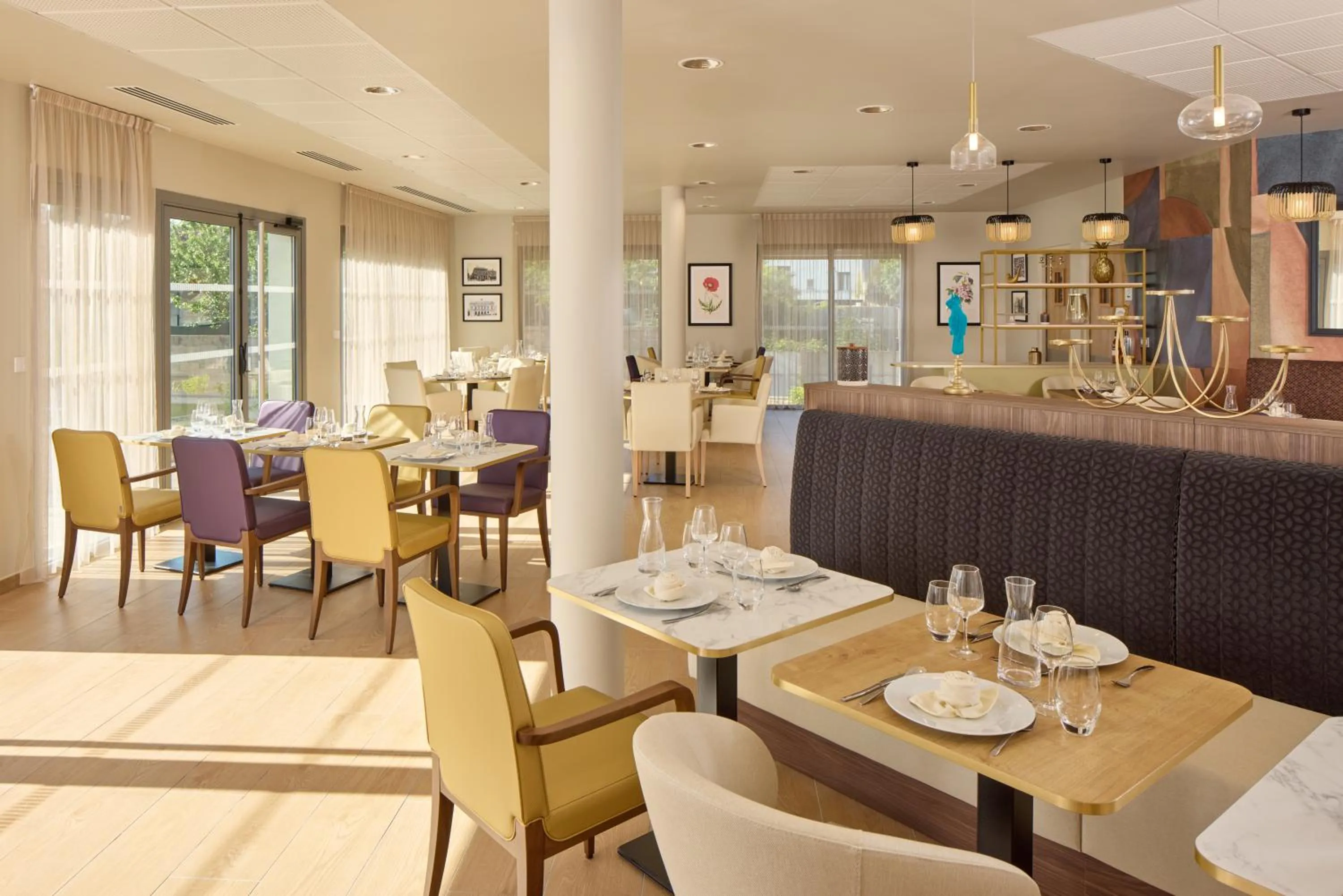 Breakfast in Quality Aparthotel Cholet