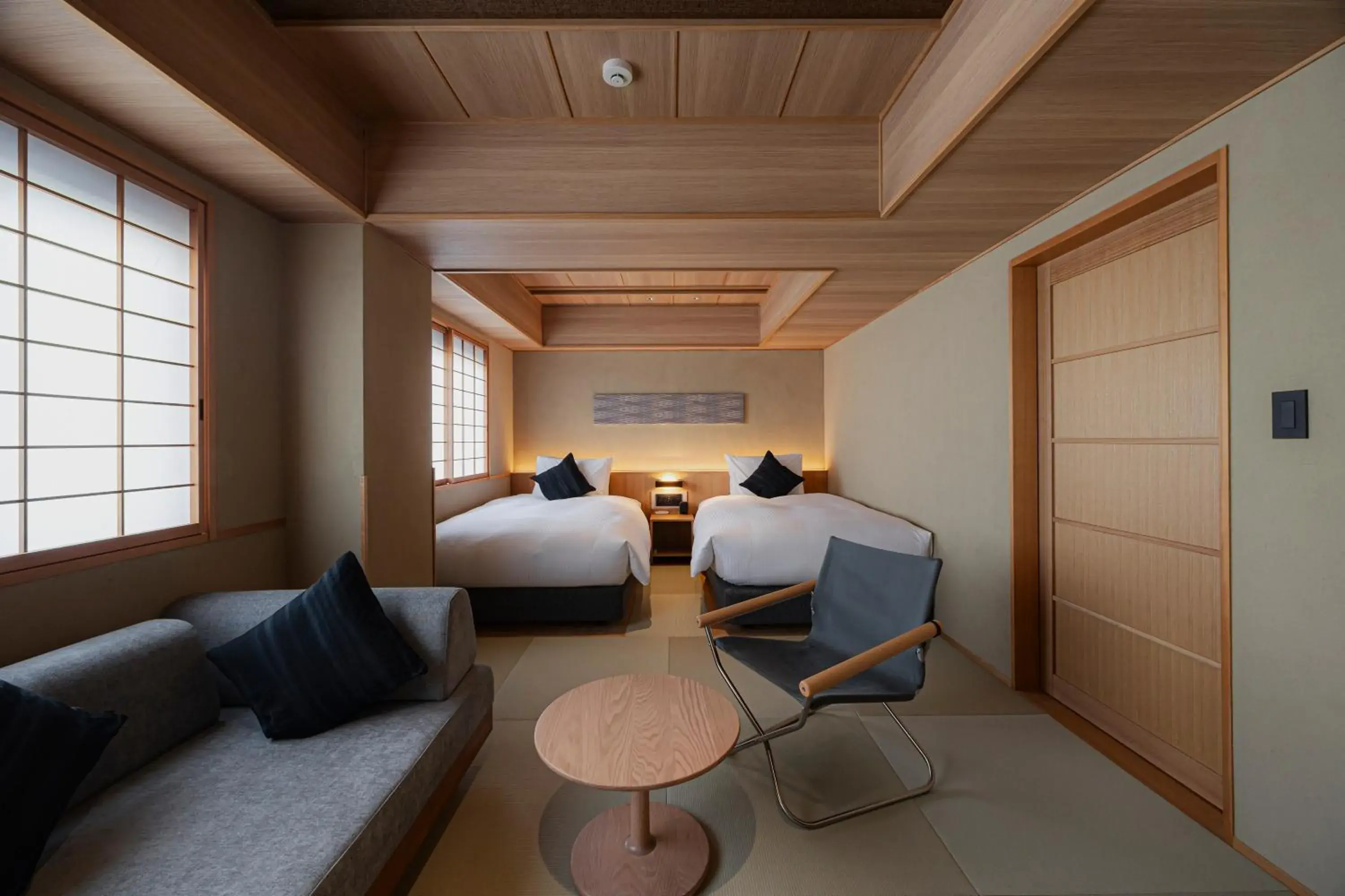 Superior Twin Room with Sofa Bed (36㎡) in yugen kyoto shijo Superior Twin Room with Sofa Bed (36㎡) in yugen kyoto shijo