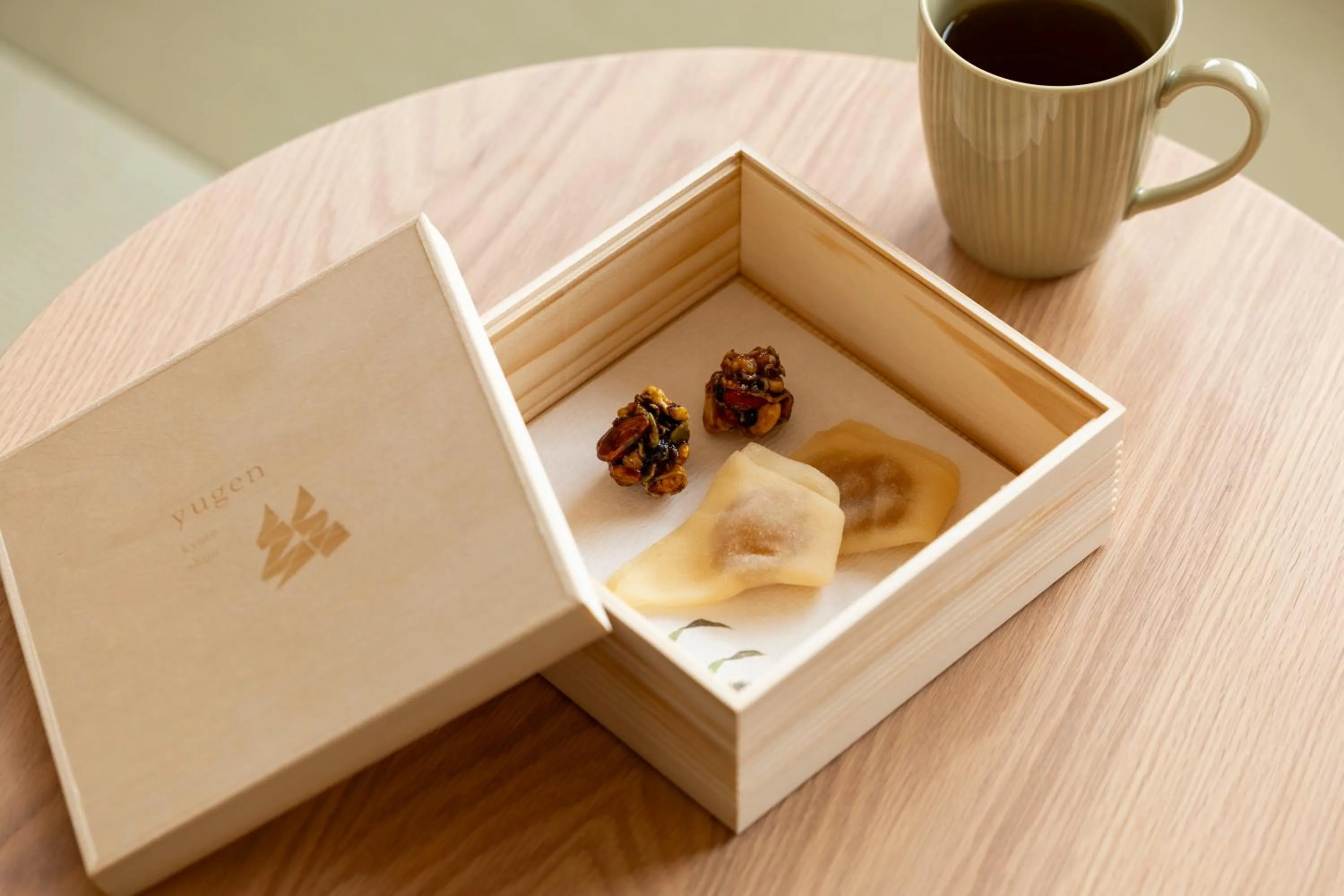 Food and drinks in yugen kyoto shijo