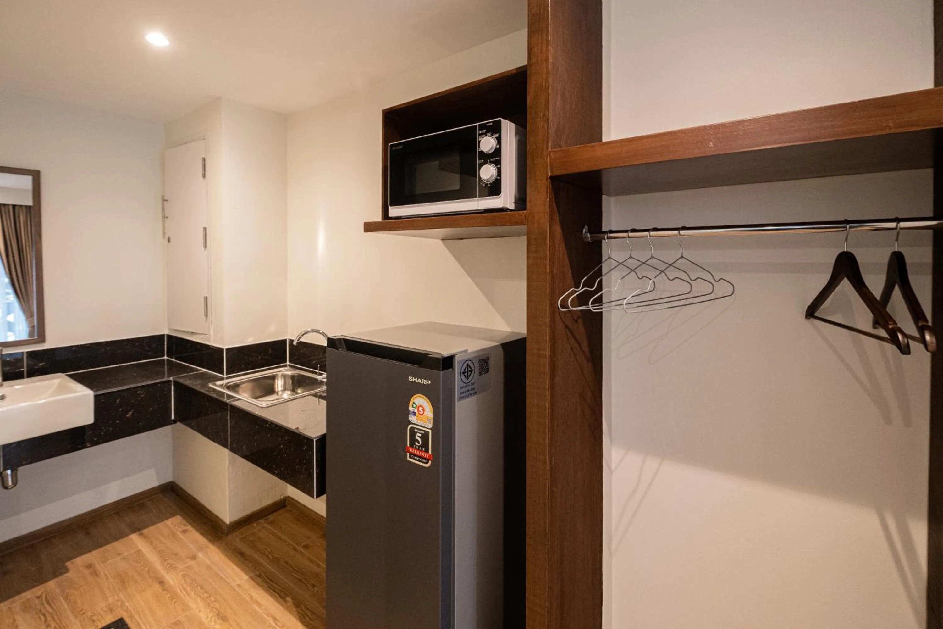 Bathroom in Metro Hotel Phahonyothin 35