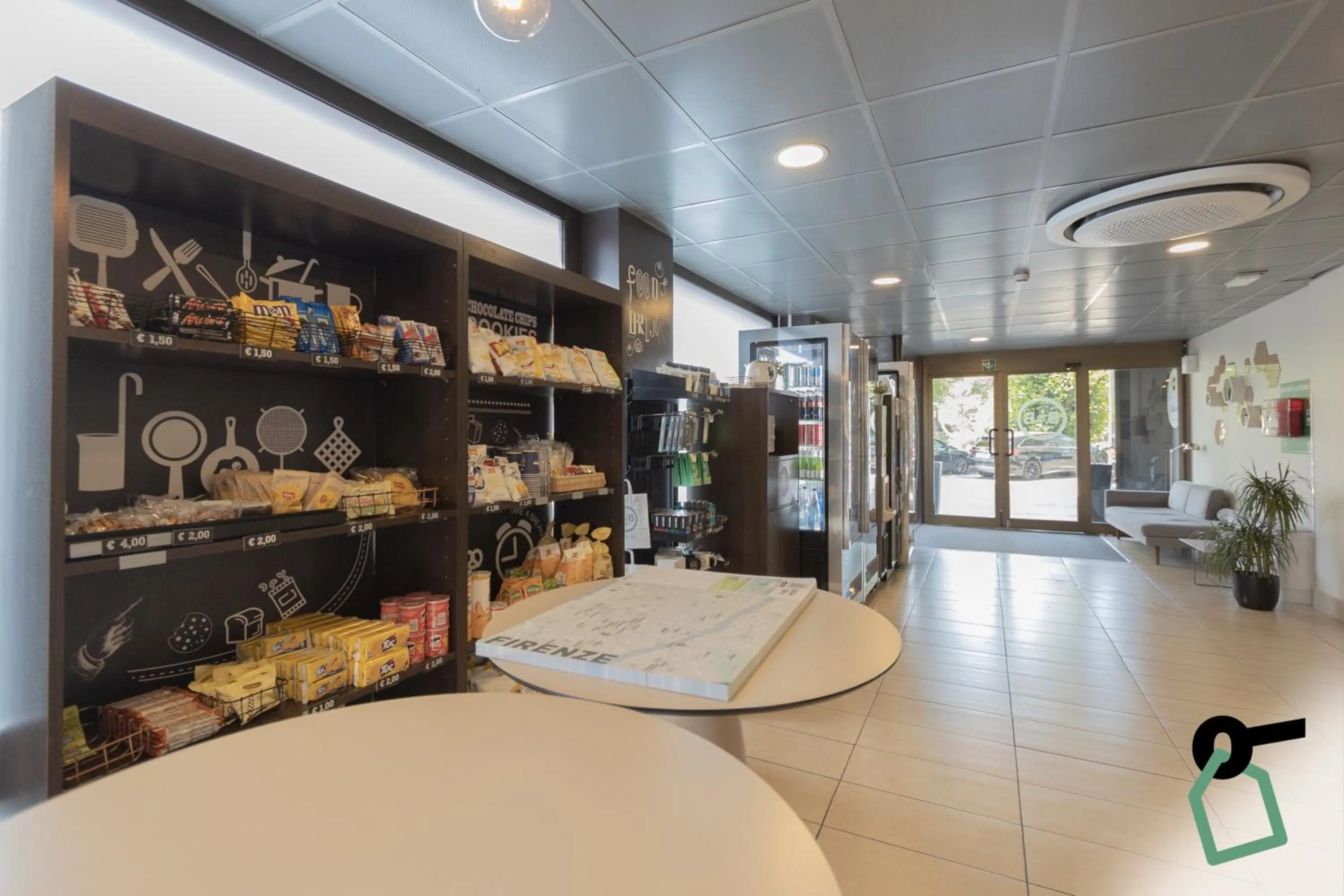 Supermarket/grocery shop in Hotiday Firenze Guidoni