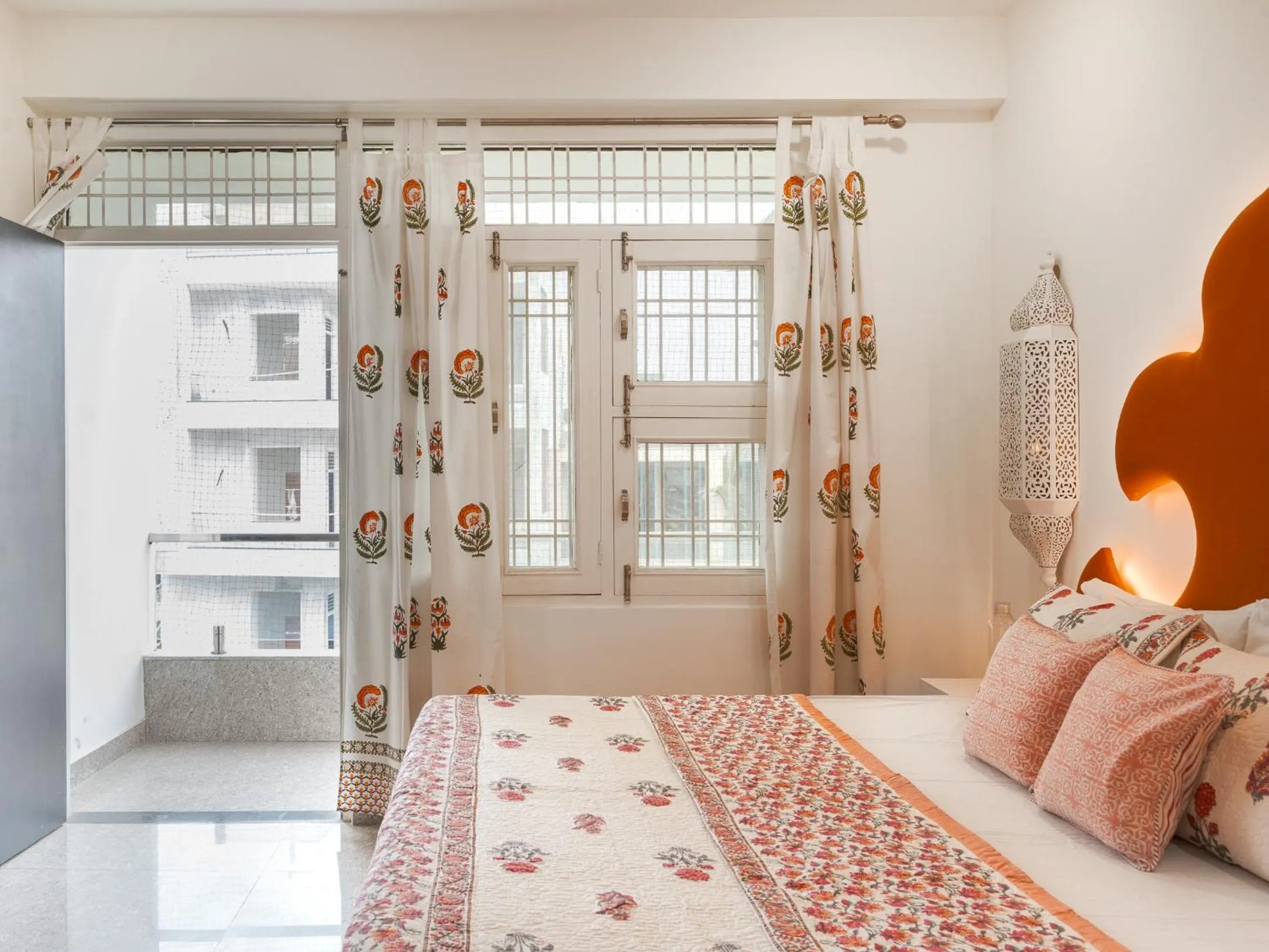 Bedroom, Bed in Thamosa Stays