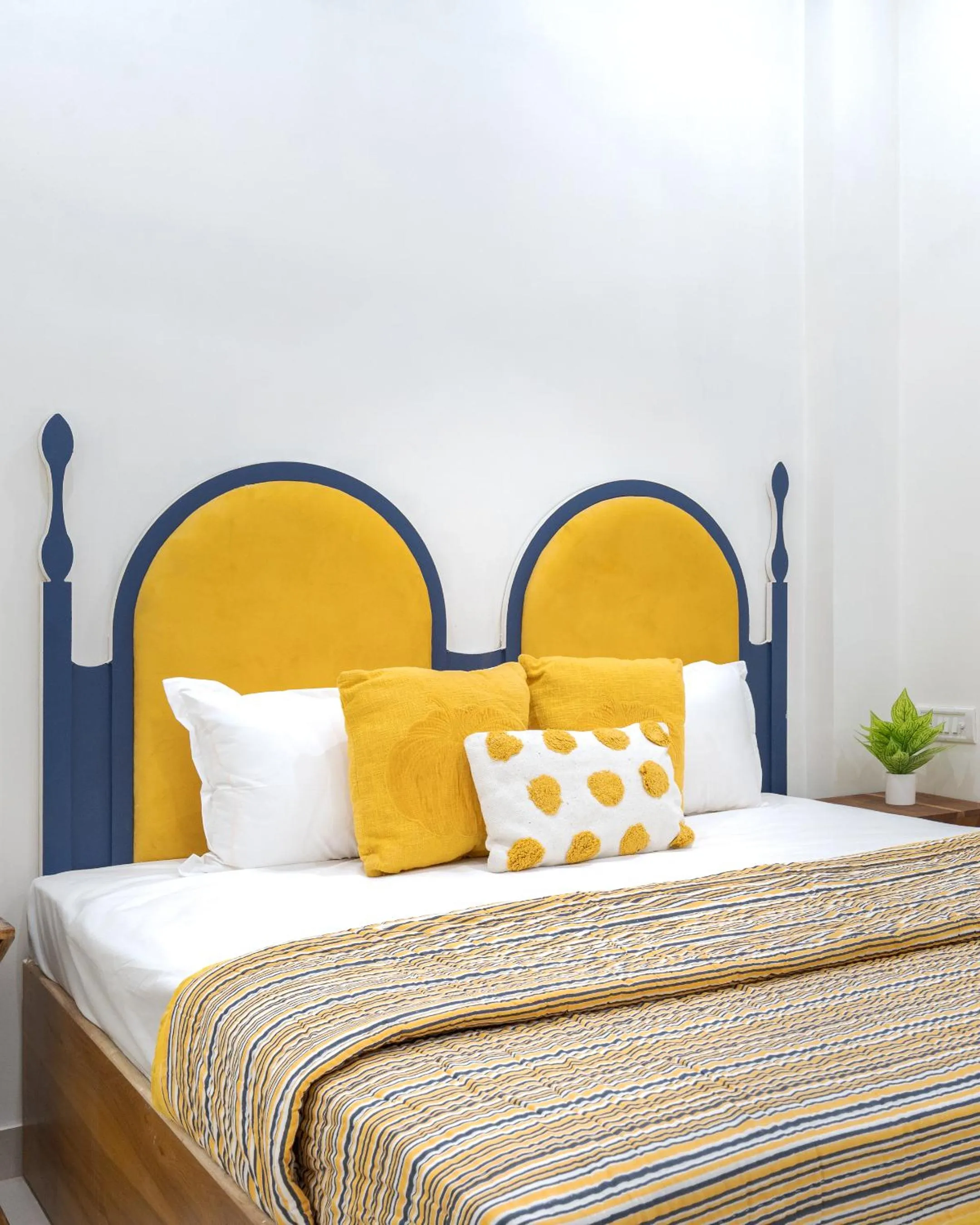 Bedroom, Bed in Thamosa Stays