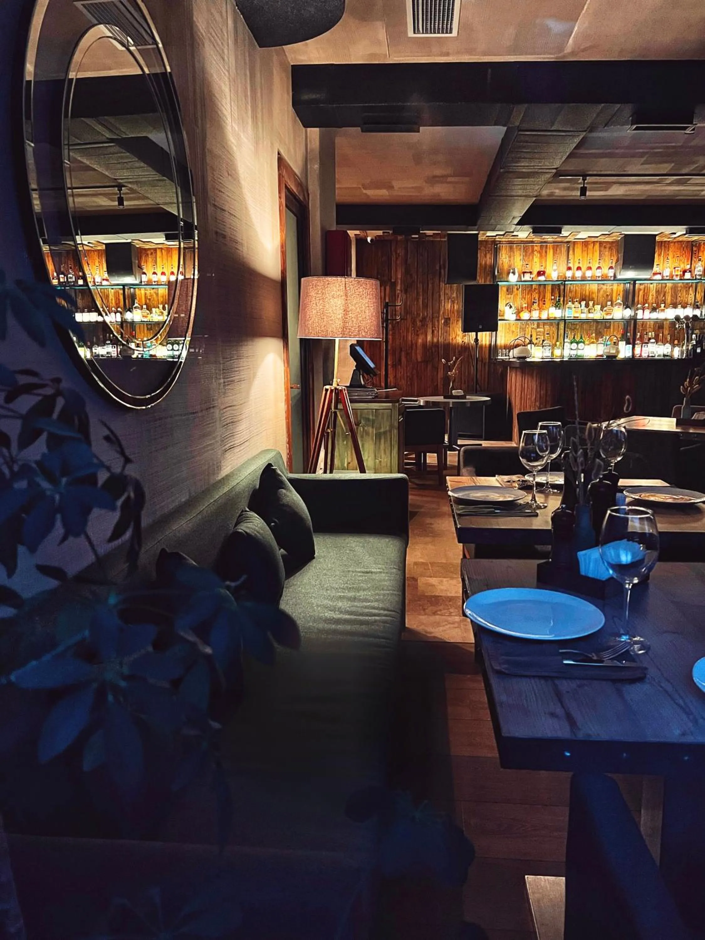 Restaurant/places to eat in Teghenis Resort