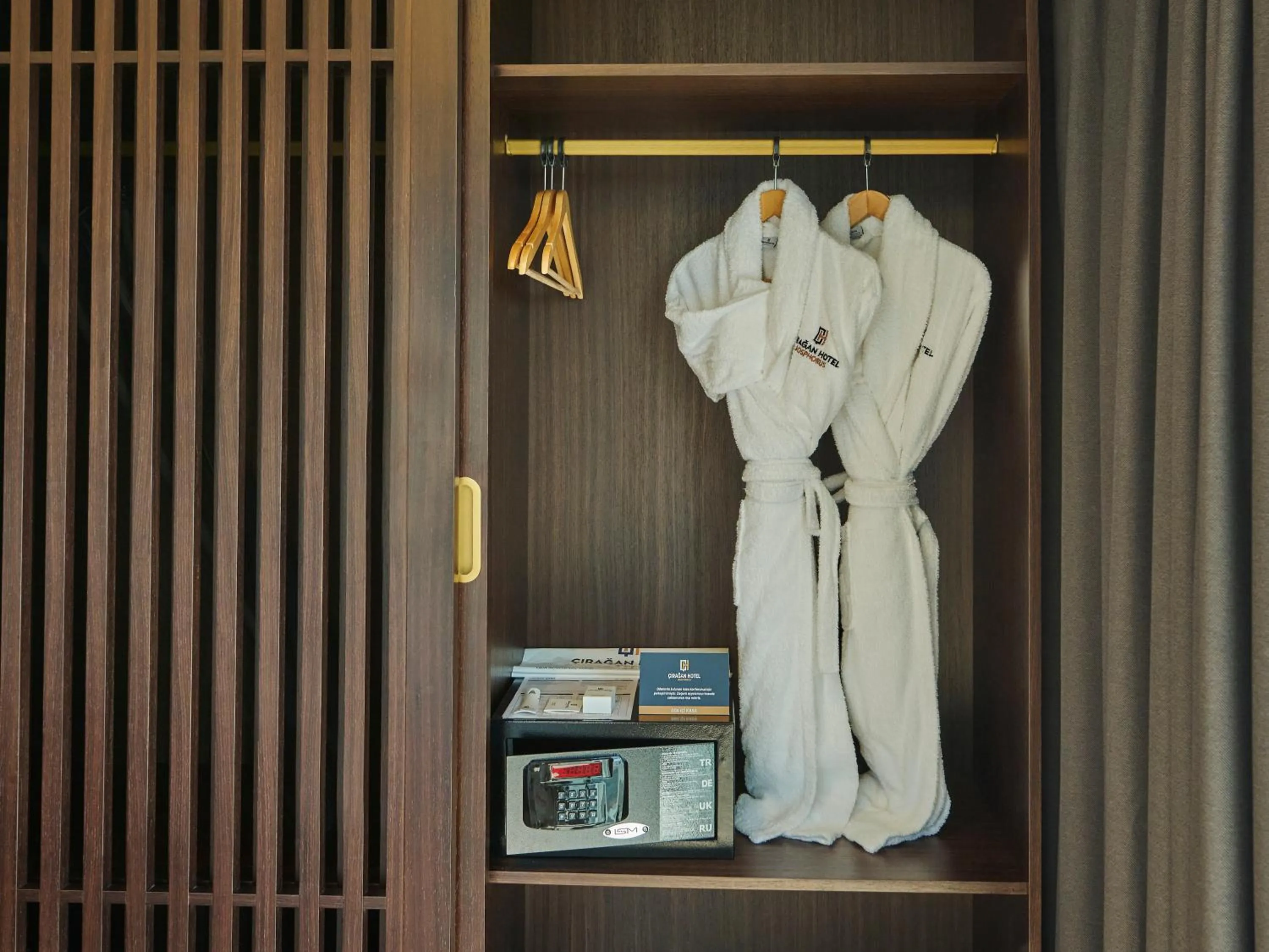 furniture in Çırağan Hotel Bosphorus